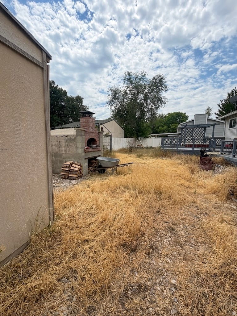 COUNTRY MEADOWS - Residential