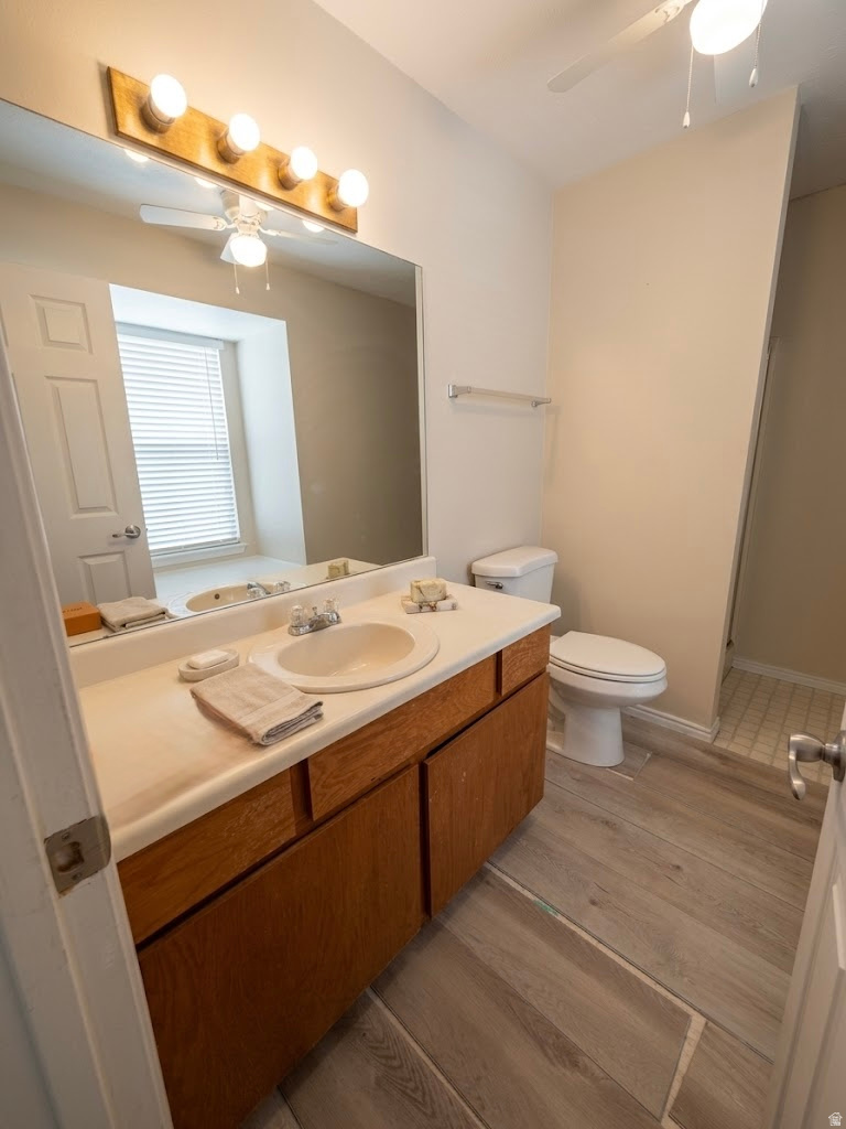COUNTRY MEADOWS - Residential