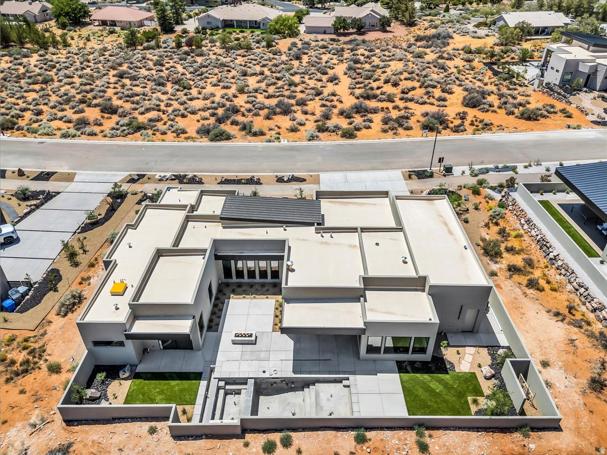 LEDGES OF SG JOHNSON ARCH - Residential