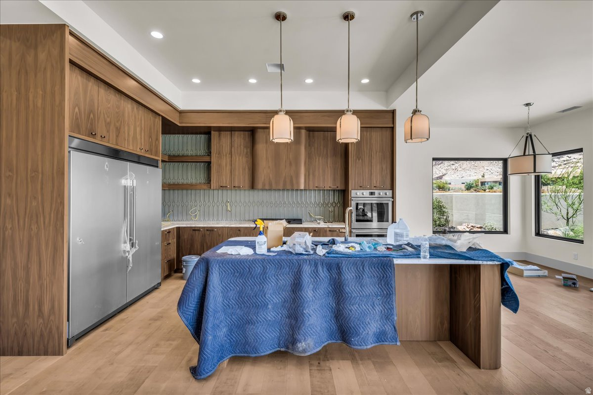 LEDGES OF SG JOHNSON ARCH - Residential