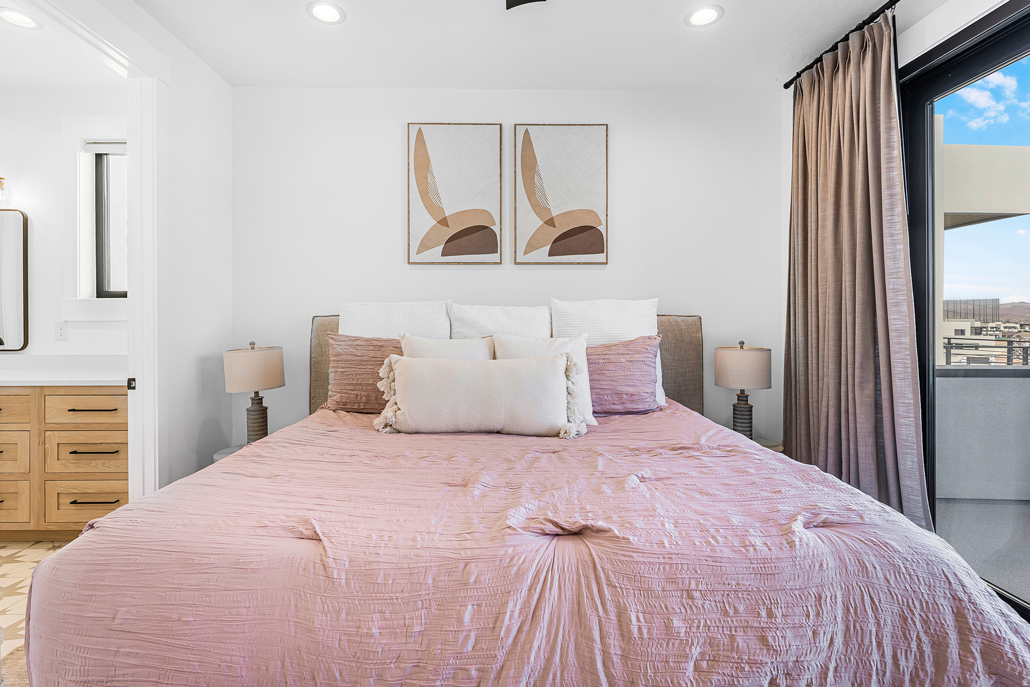 DESERT COLOR RESORT - Residential