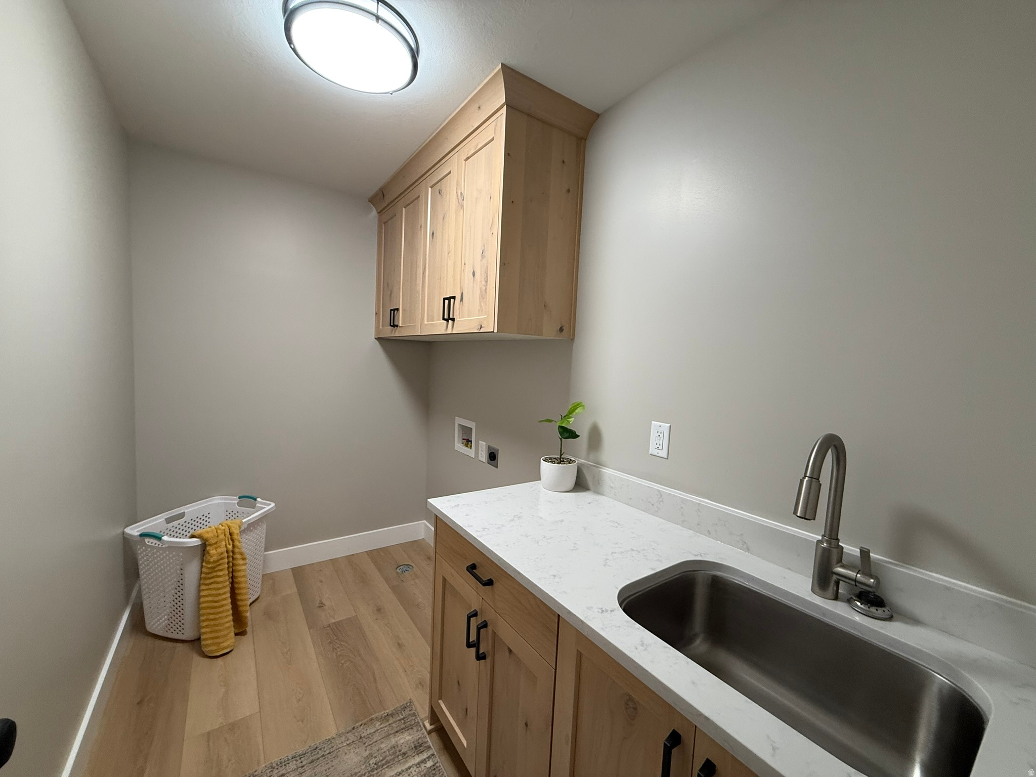HAPPY DAYS - Residential