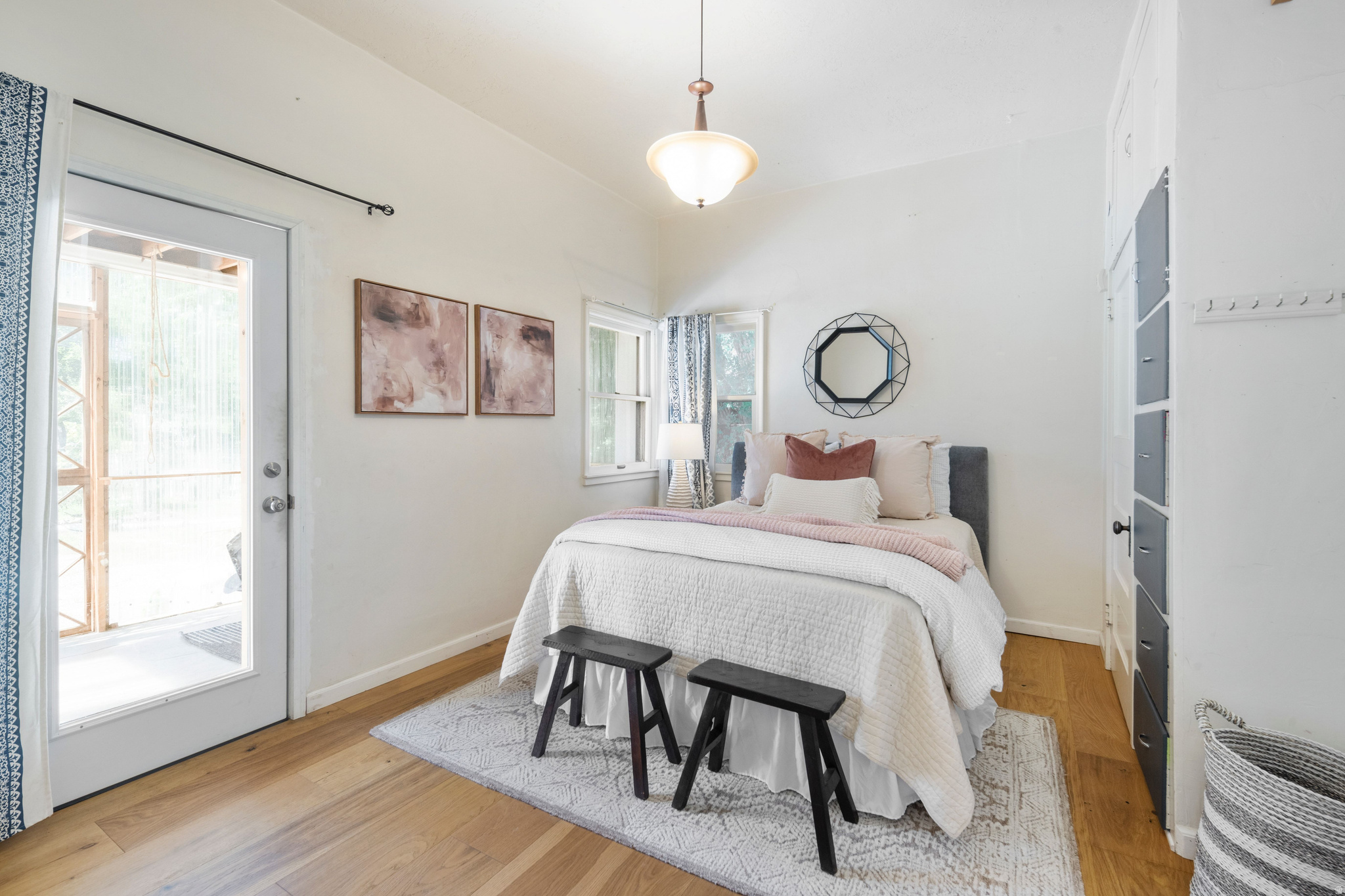 HILL CREST - Residential