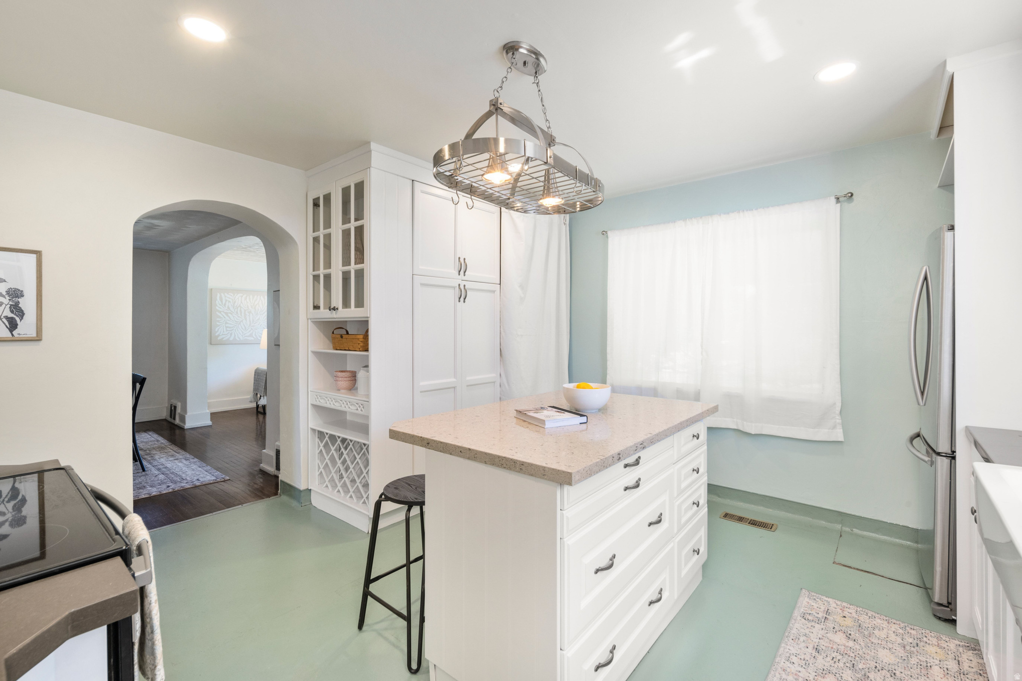 HILL CREST - Residential