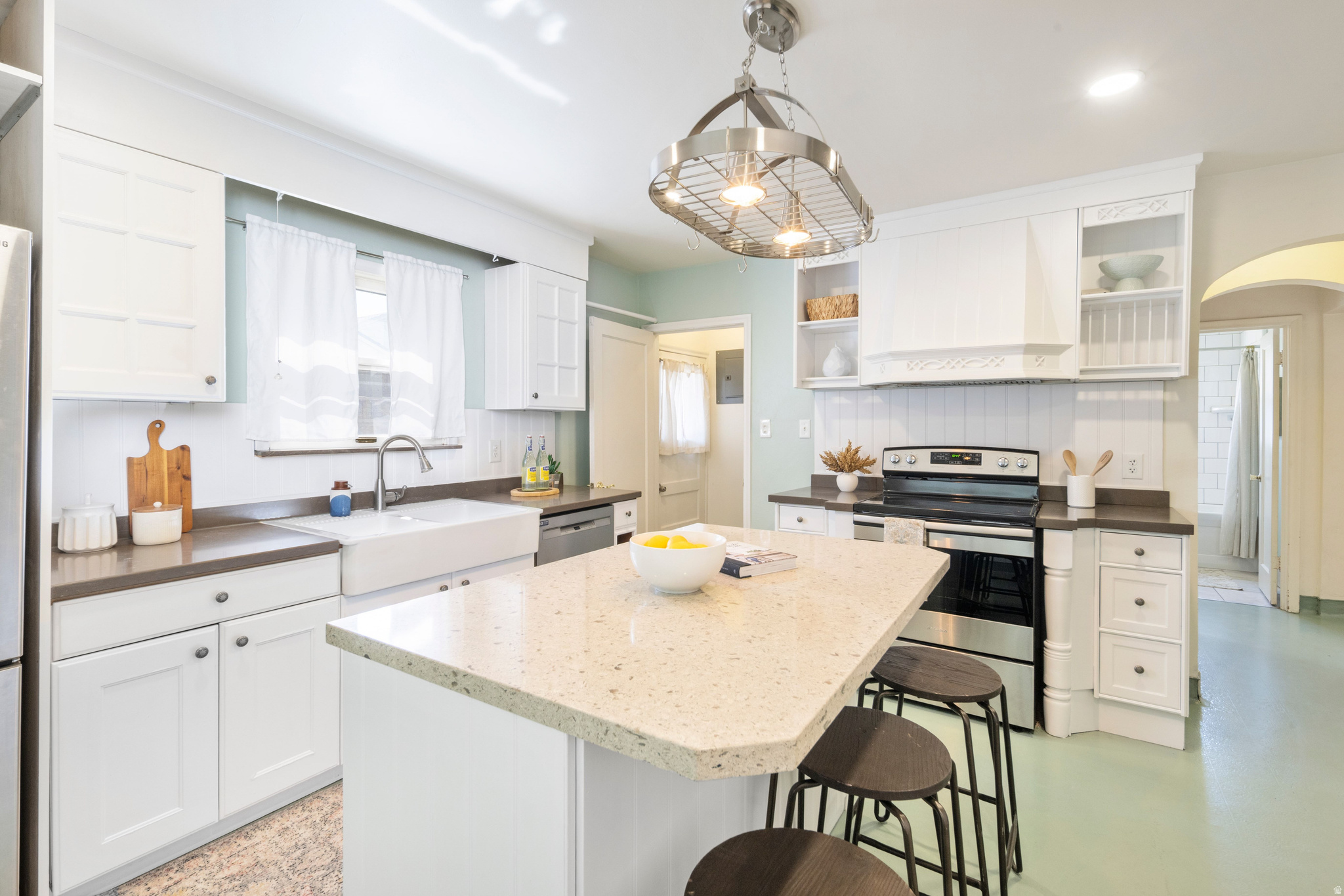 HILL CREST - Residential