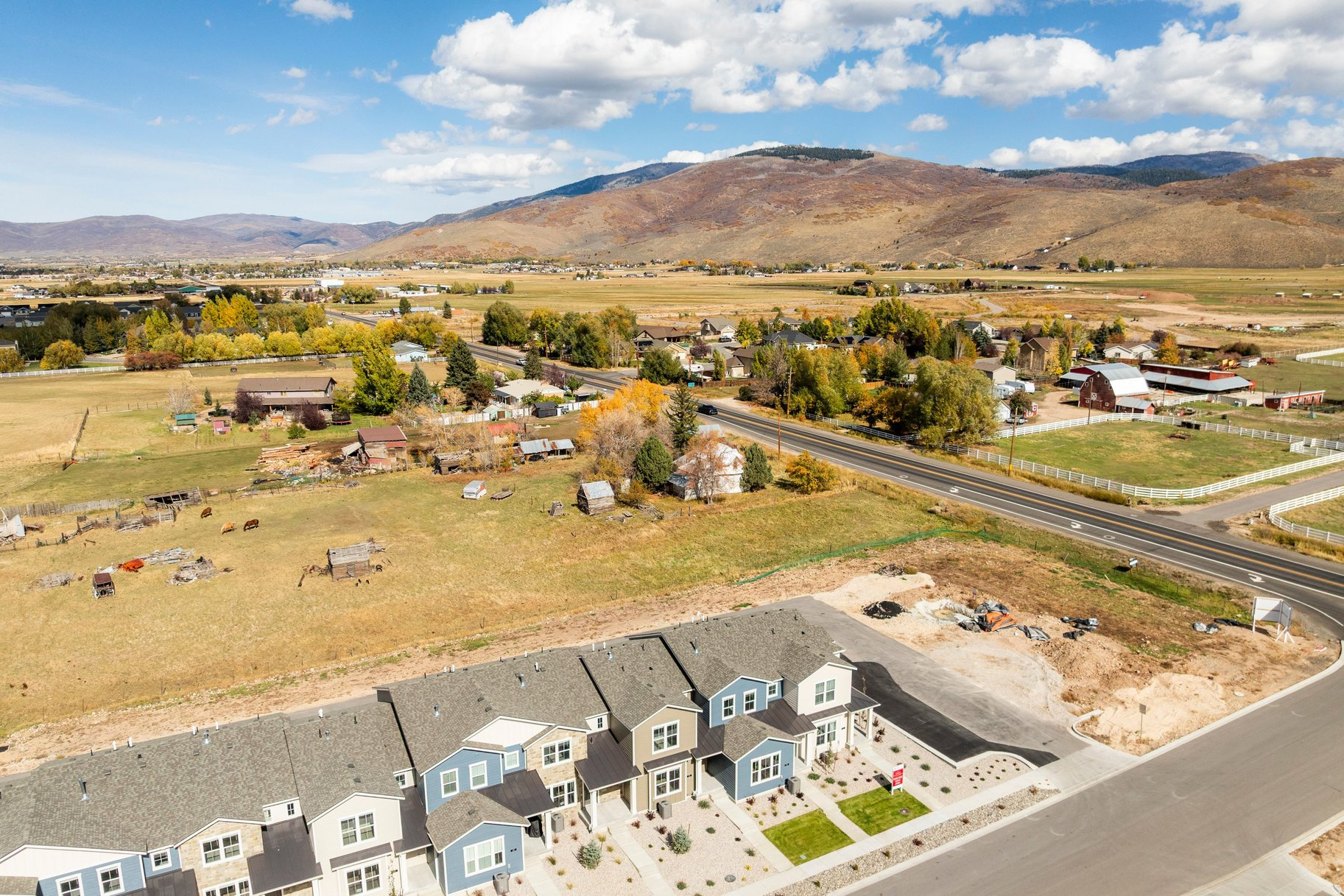 FRANCIS COMMONS TOWNS - Residential