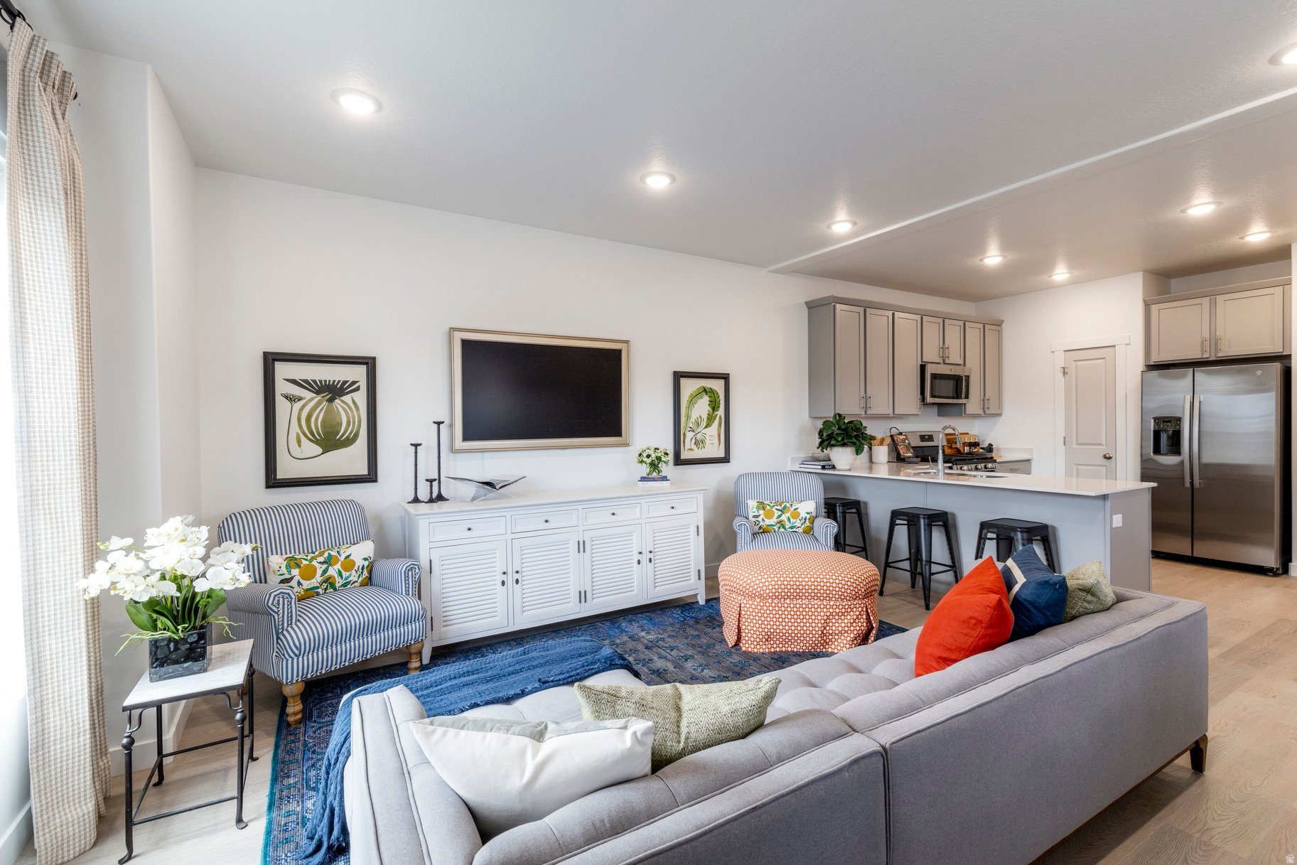 FRANCIS COMMONS TOWNS - Residential
