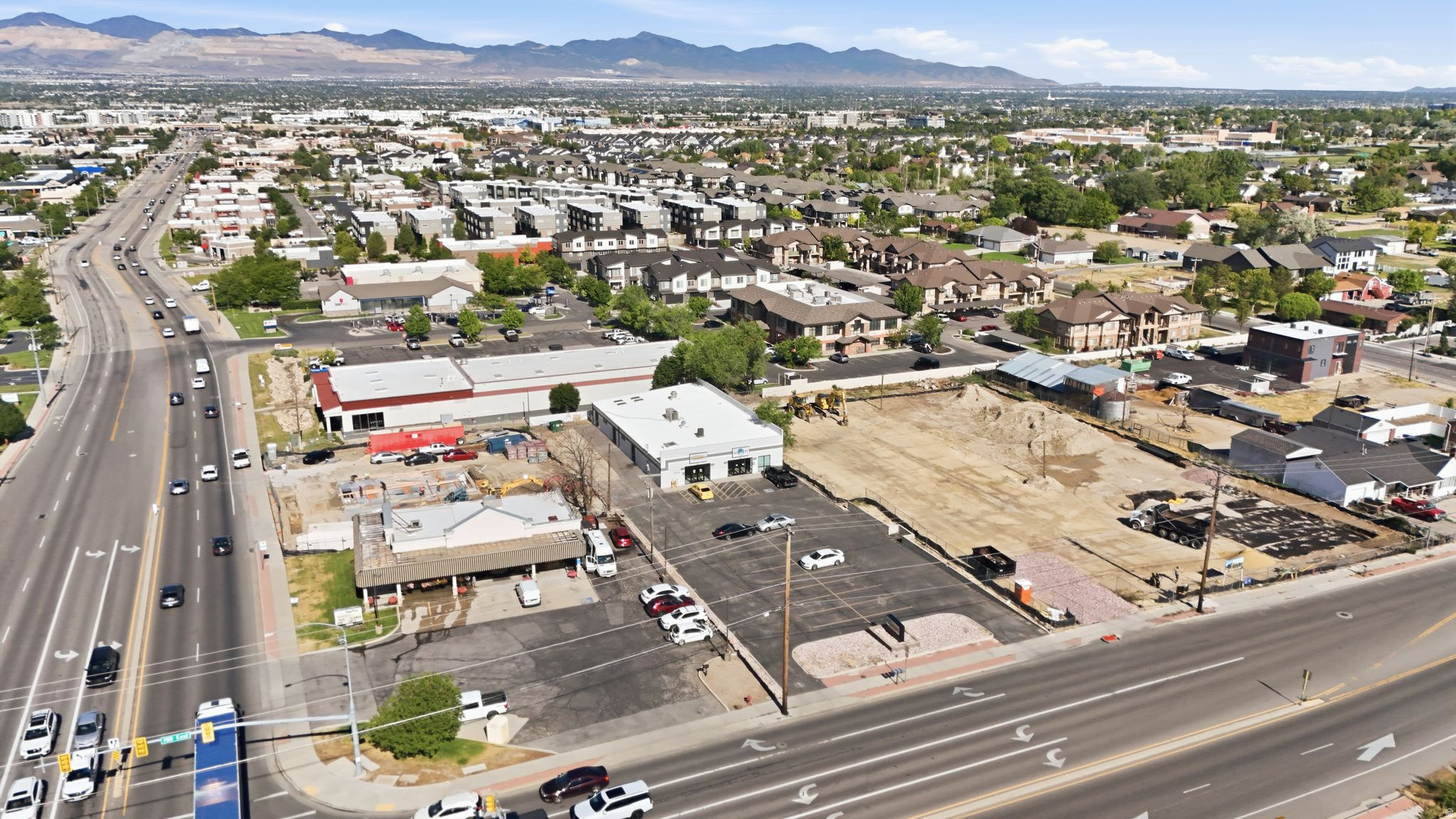 DRAPERVILLE - Commercial Sale