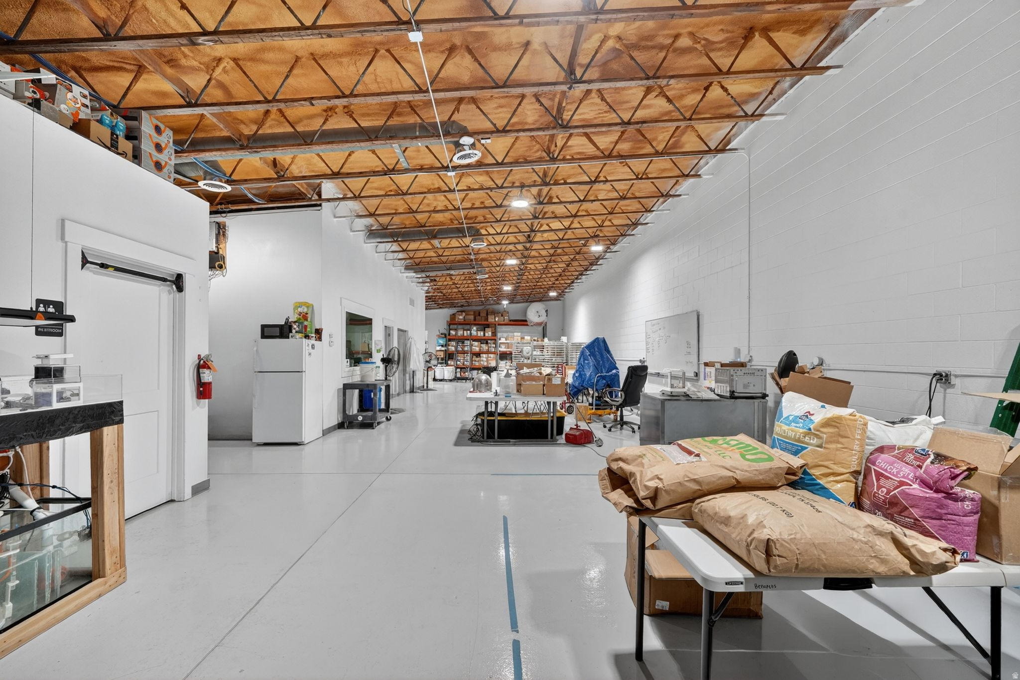 DRAPERVILLE - Commercial Sale