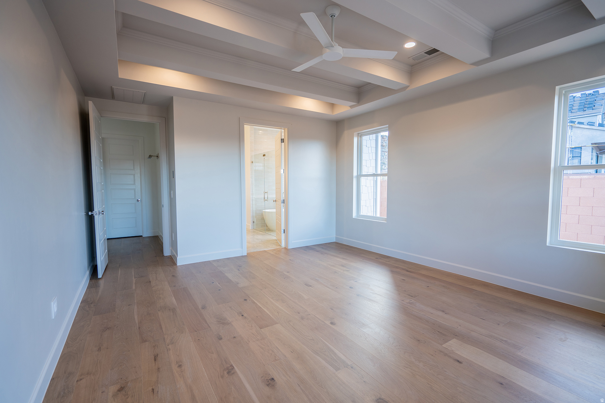 TEAKWOOD - Residential