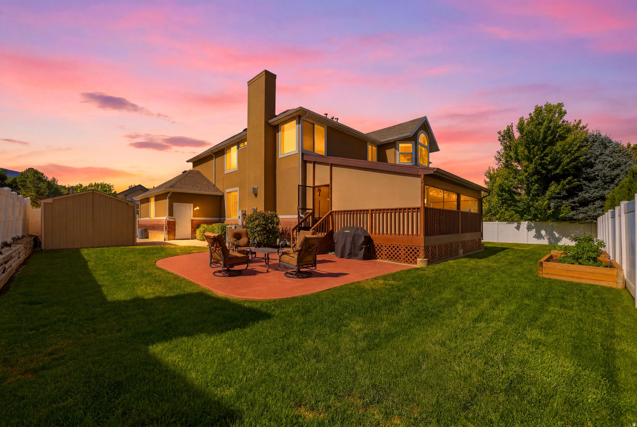 WILLOW CREEK - Residential