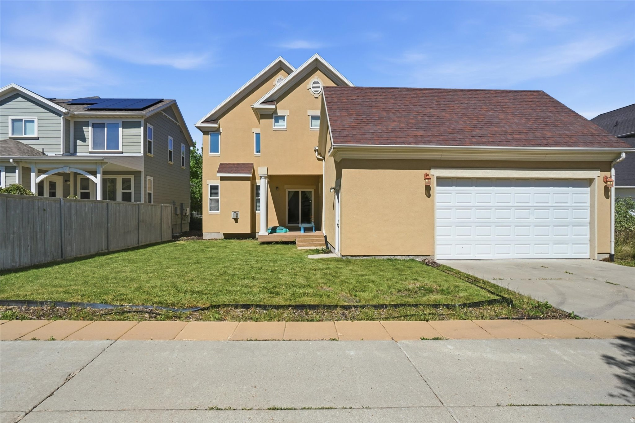 DAYBREAK - Residential