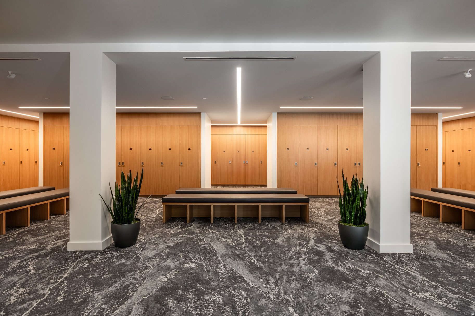 FOUNDERS PLACE - Residential