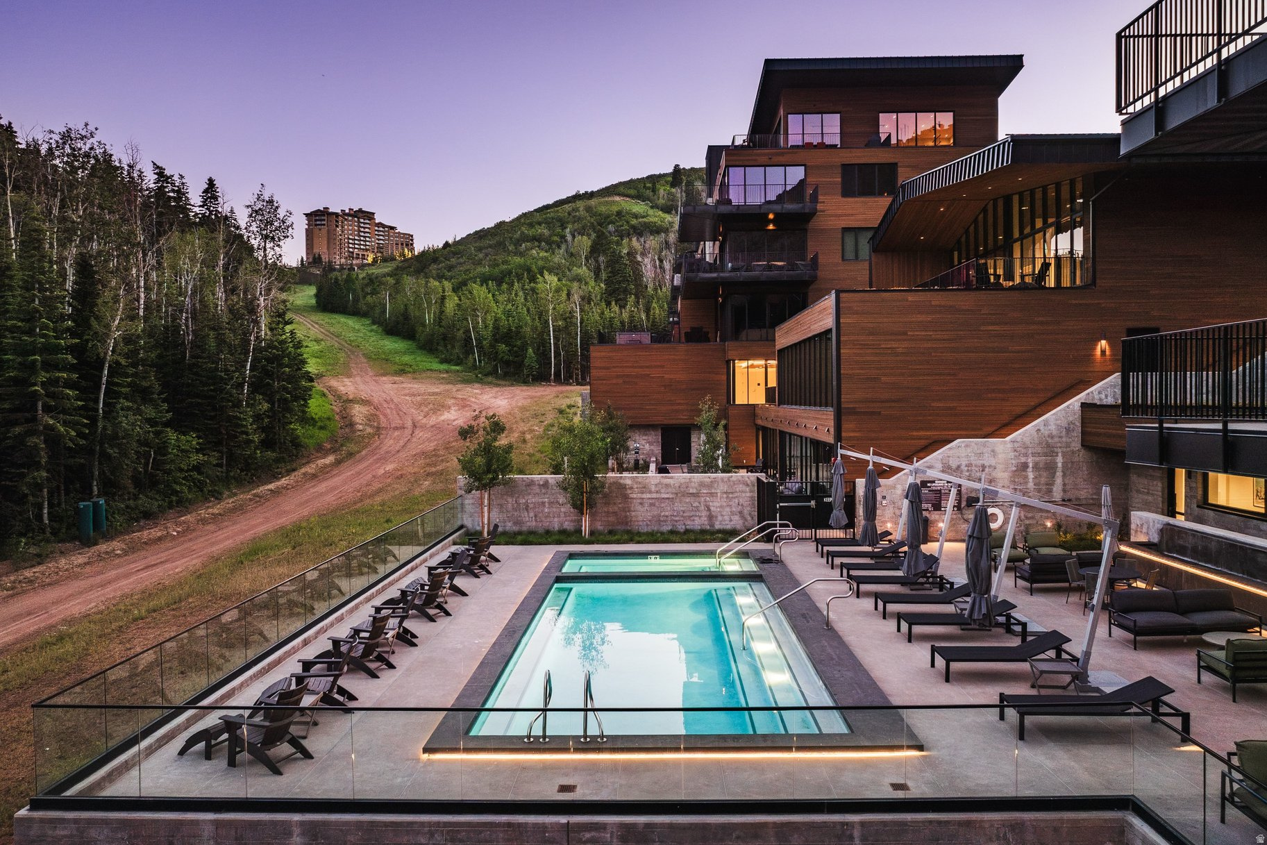 FOUNDERS PLACE - Residential