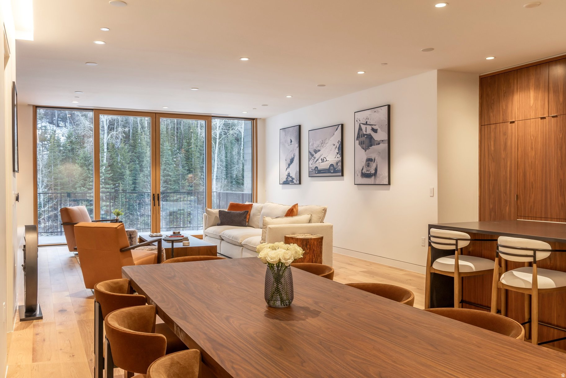 FOUNDERS PLACE - Residential