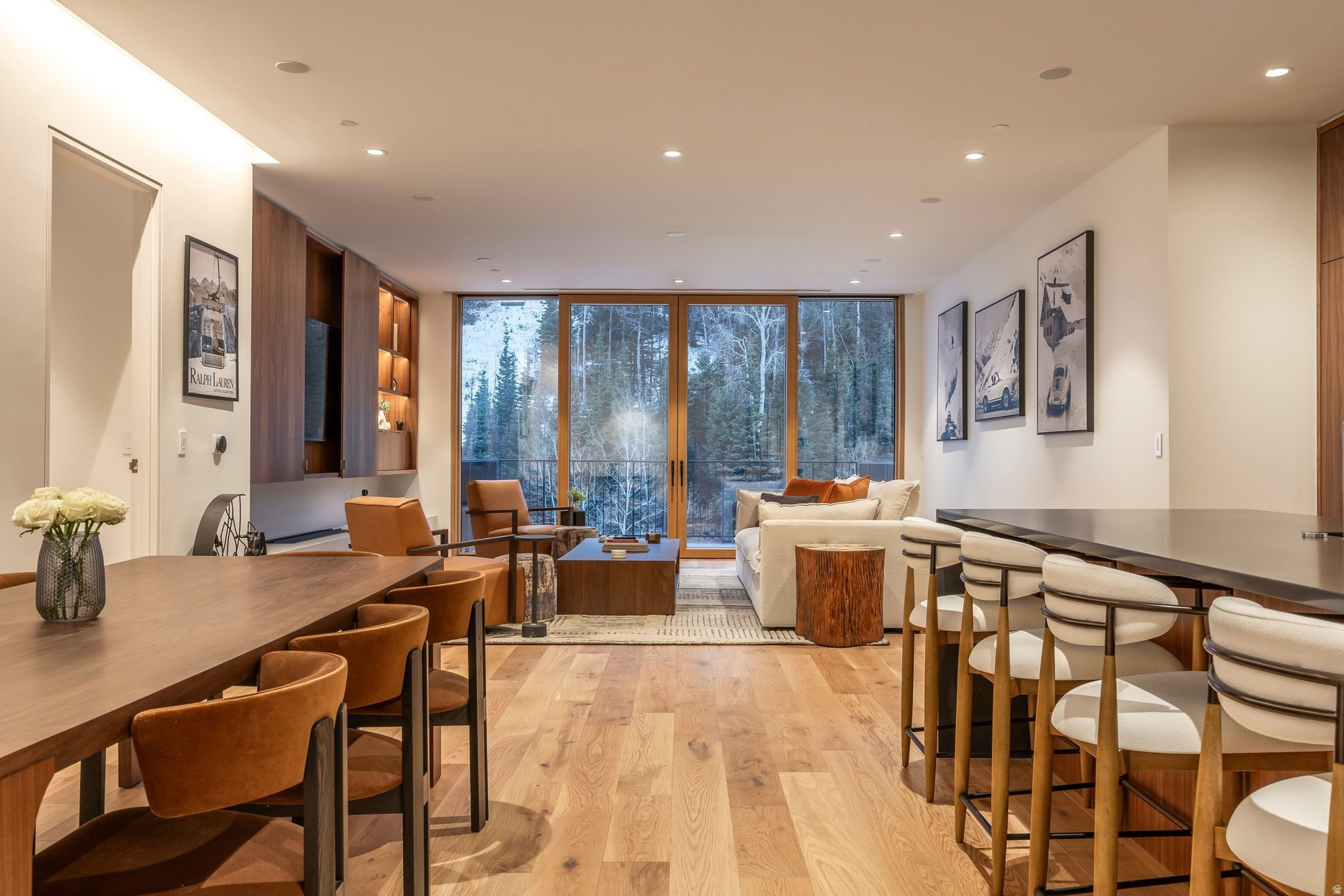 FOUNDERS PLACE - Residential