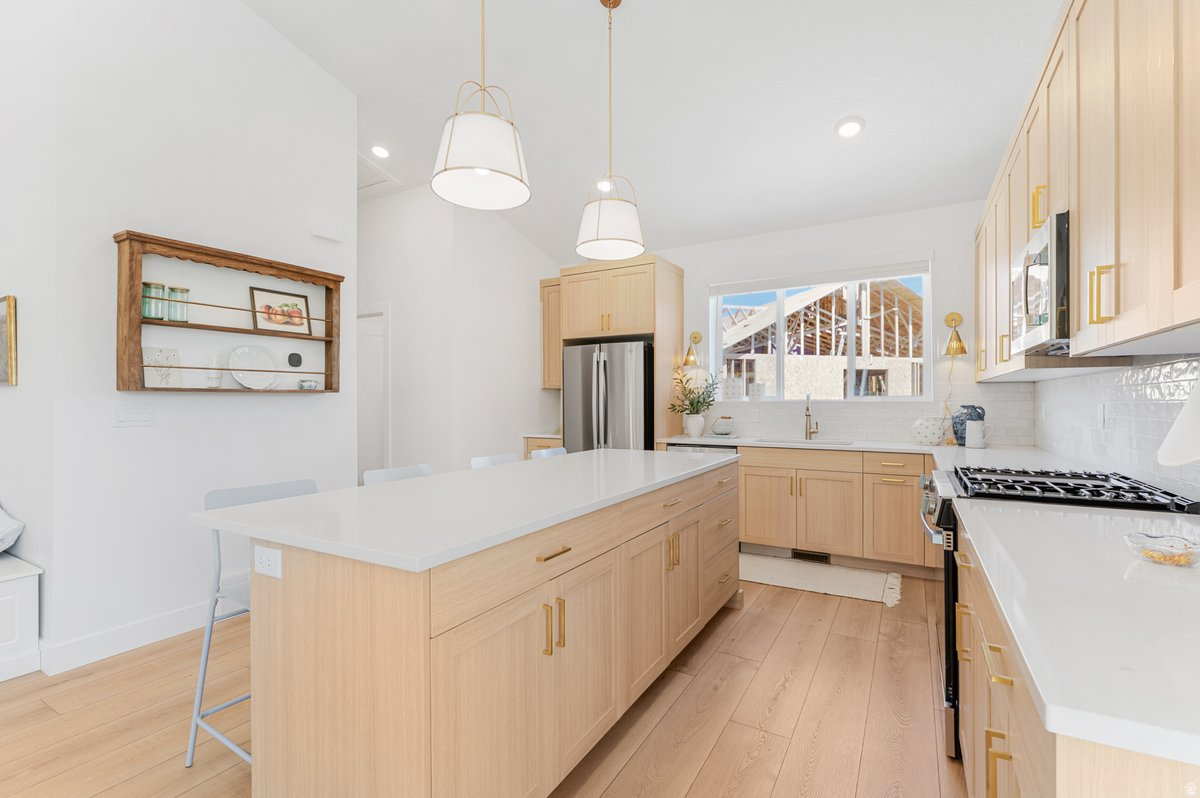 COTTONWOOD CREEK - Residential