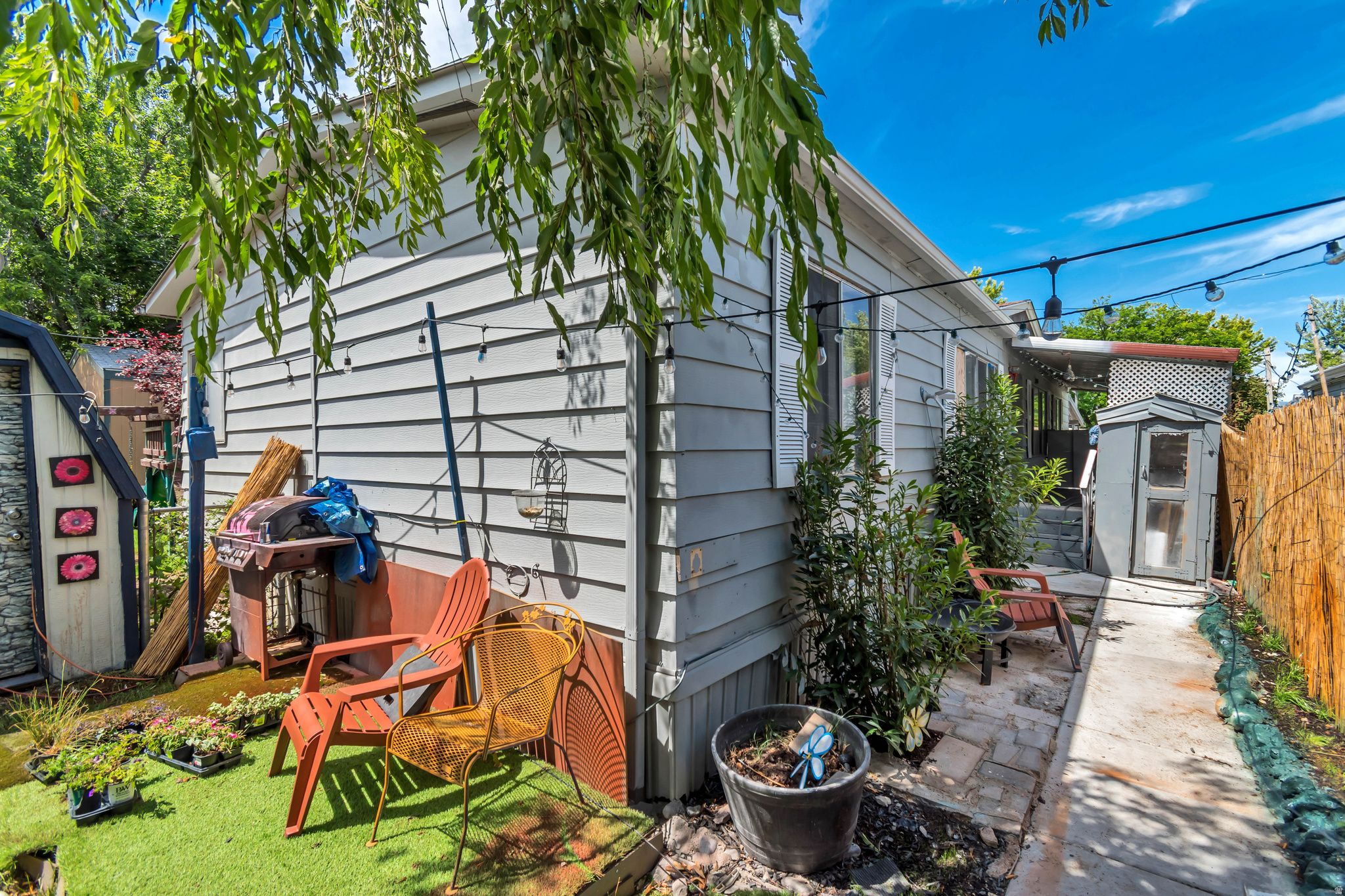 CRESCENTWOOD VILLAGE - Residential