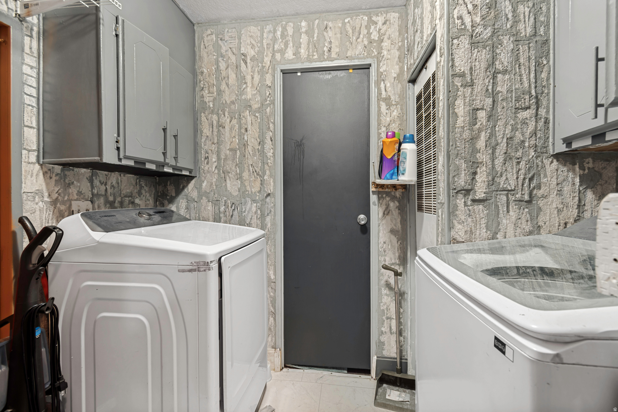 CRESCENTWOOD VILLAGE - Residential