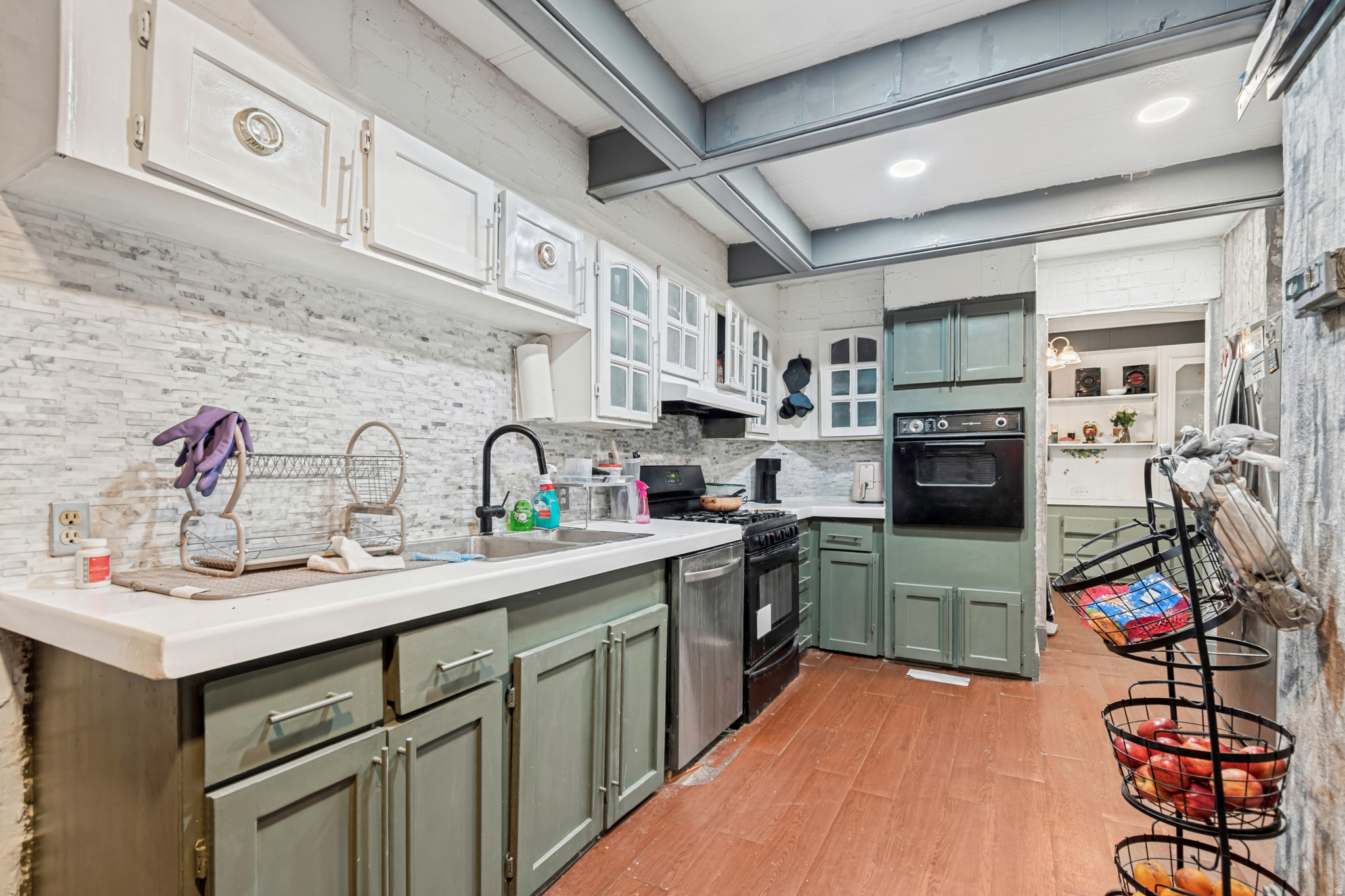 CRESCENTWOOD VILLAGE - Residential