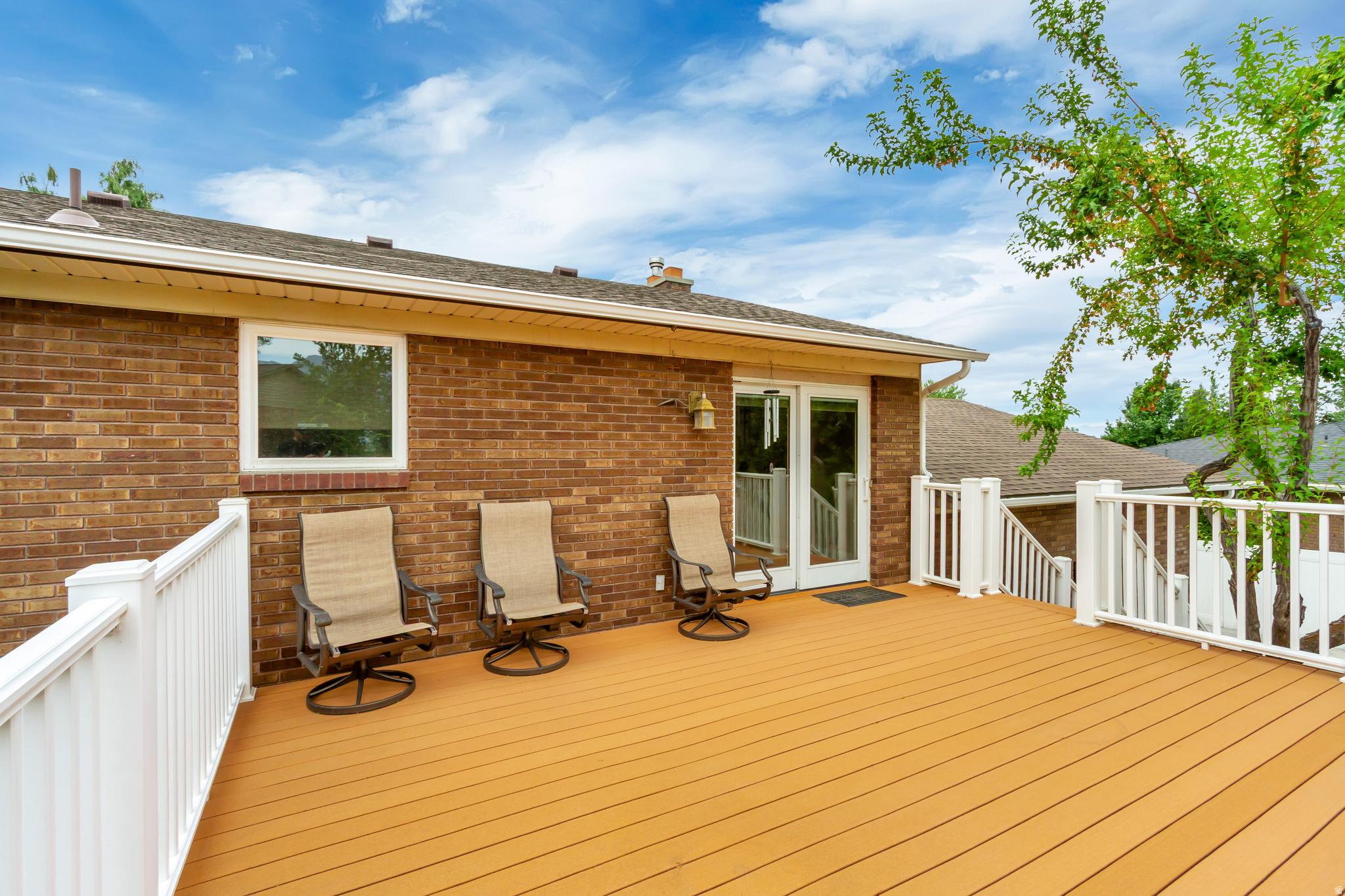 MEADOWS - Residential