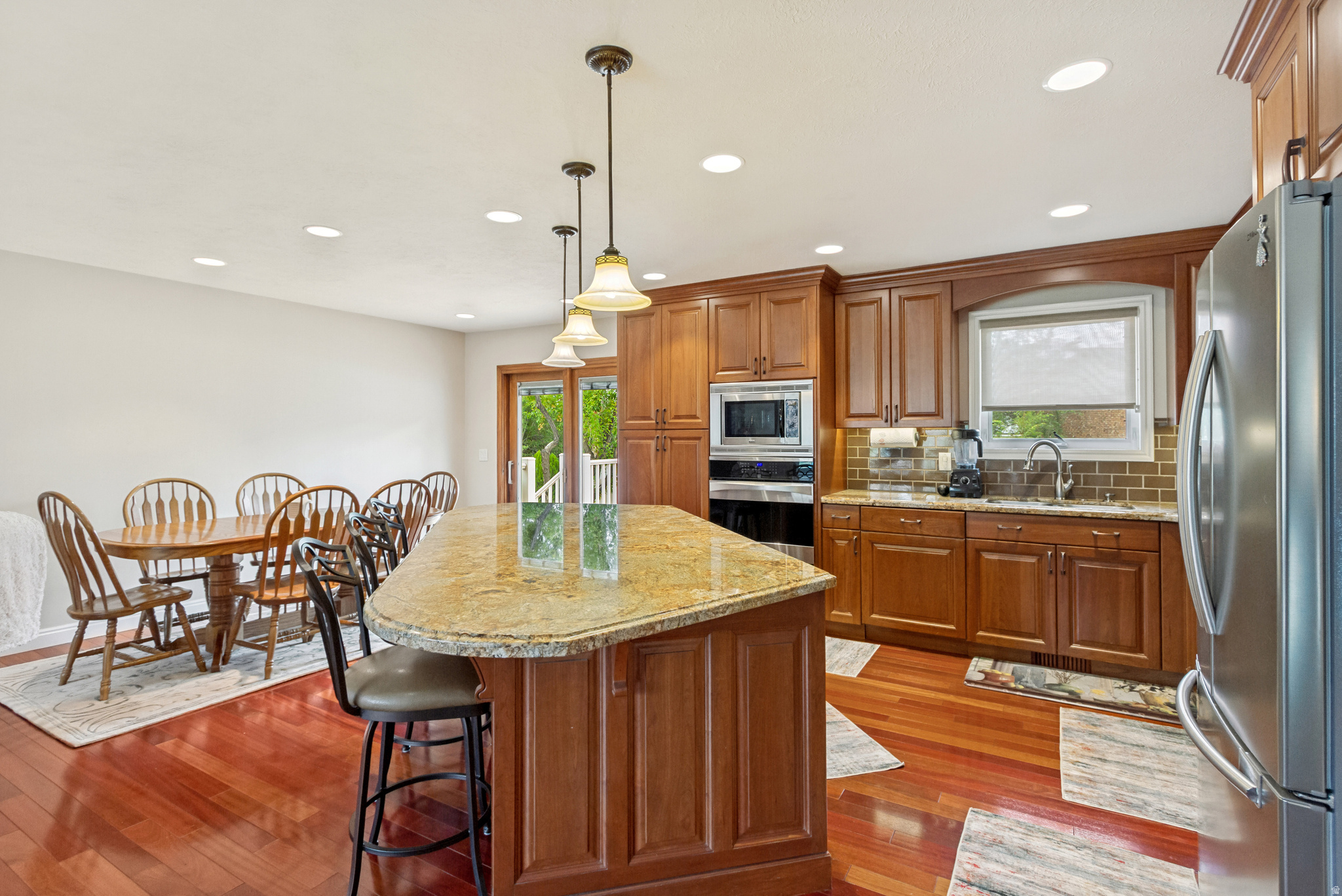 MEADOWS - Residential