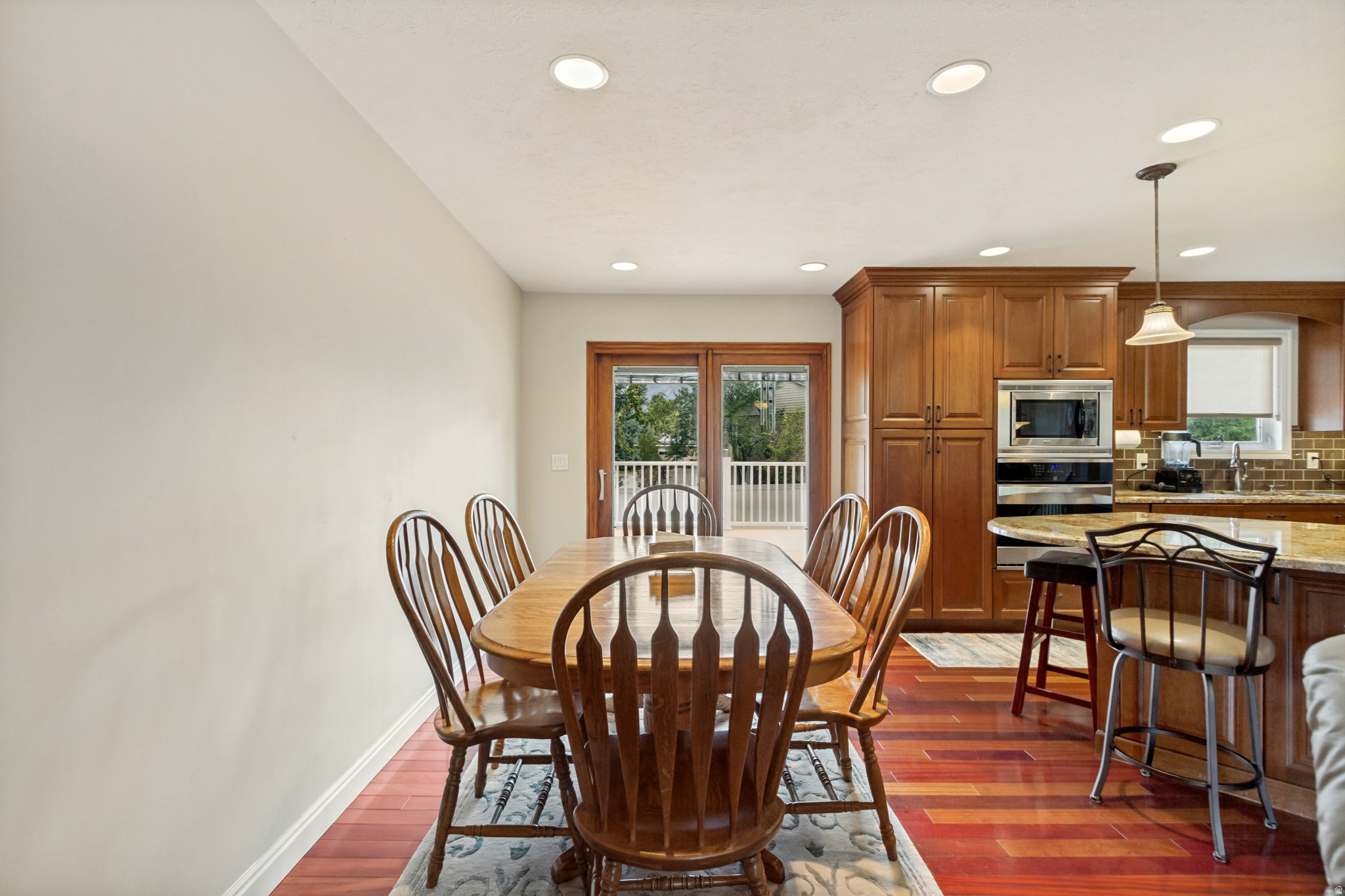 MEADOWS - Residential