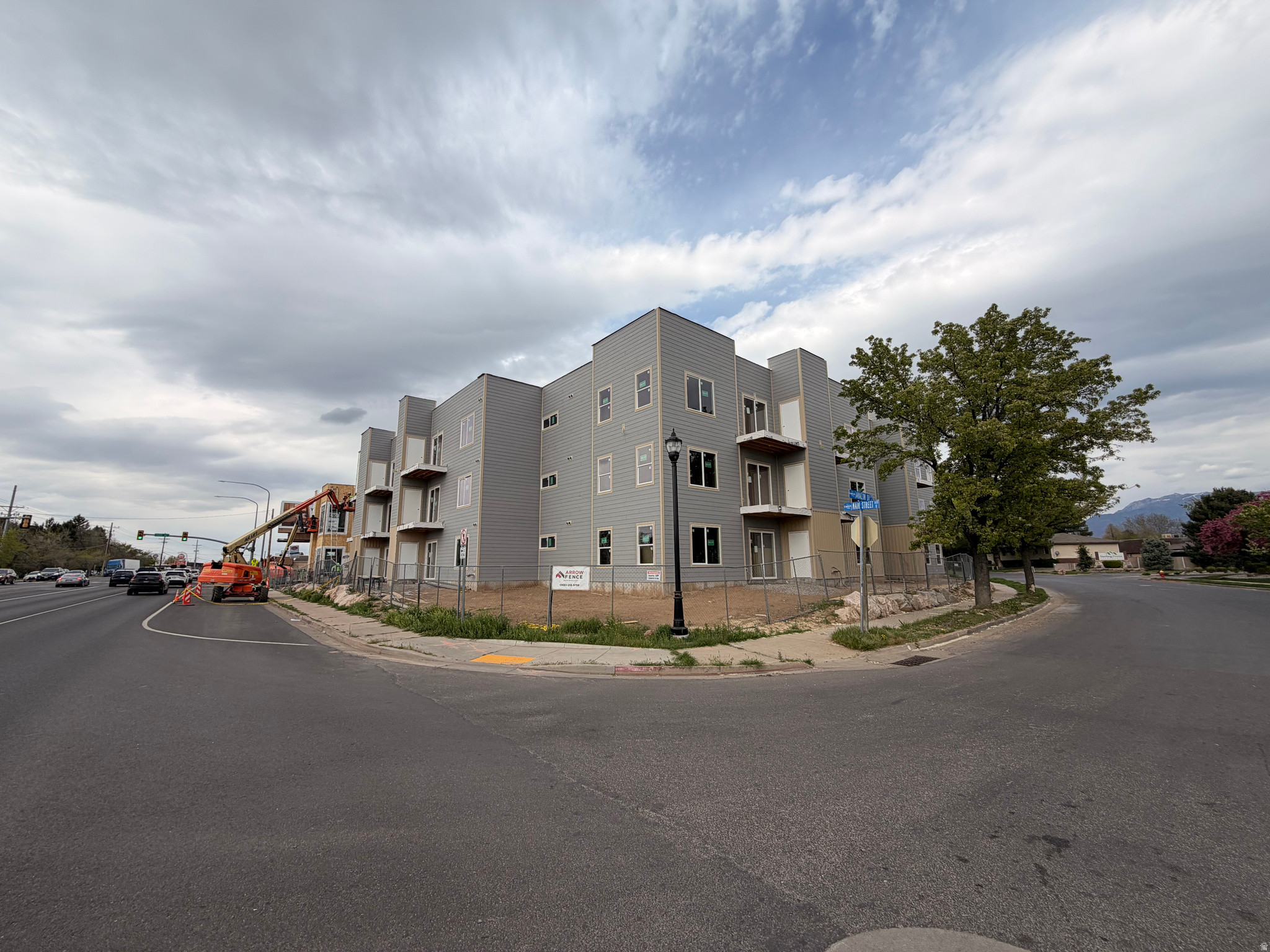 ANTELOPE RIDGE APARTMENTS - Residential