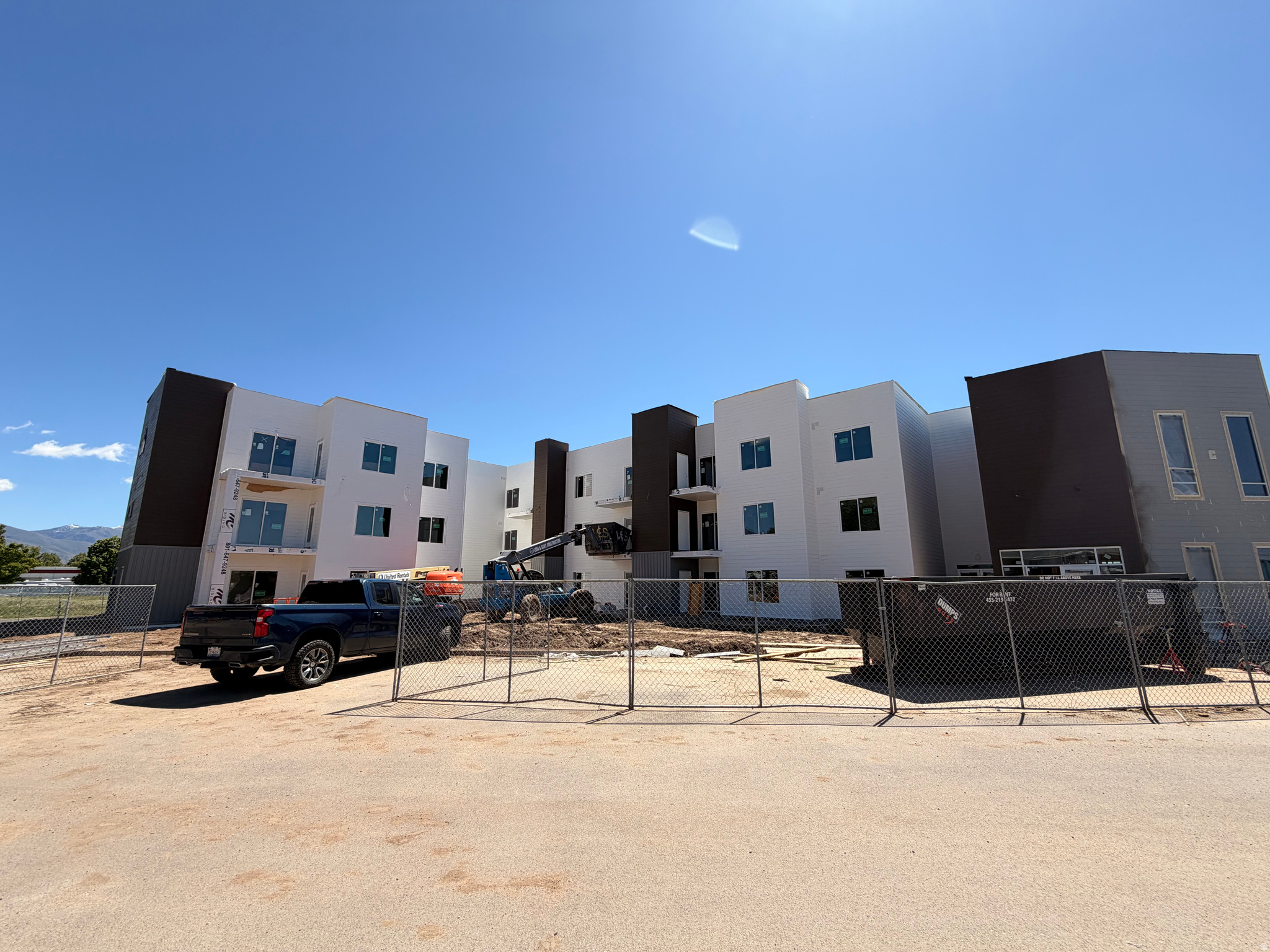 ANTELOPE RIDGE APARTMENTS - Residential