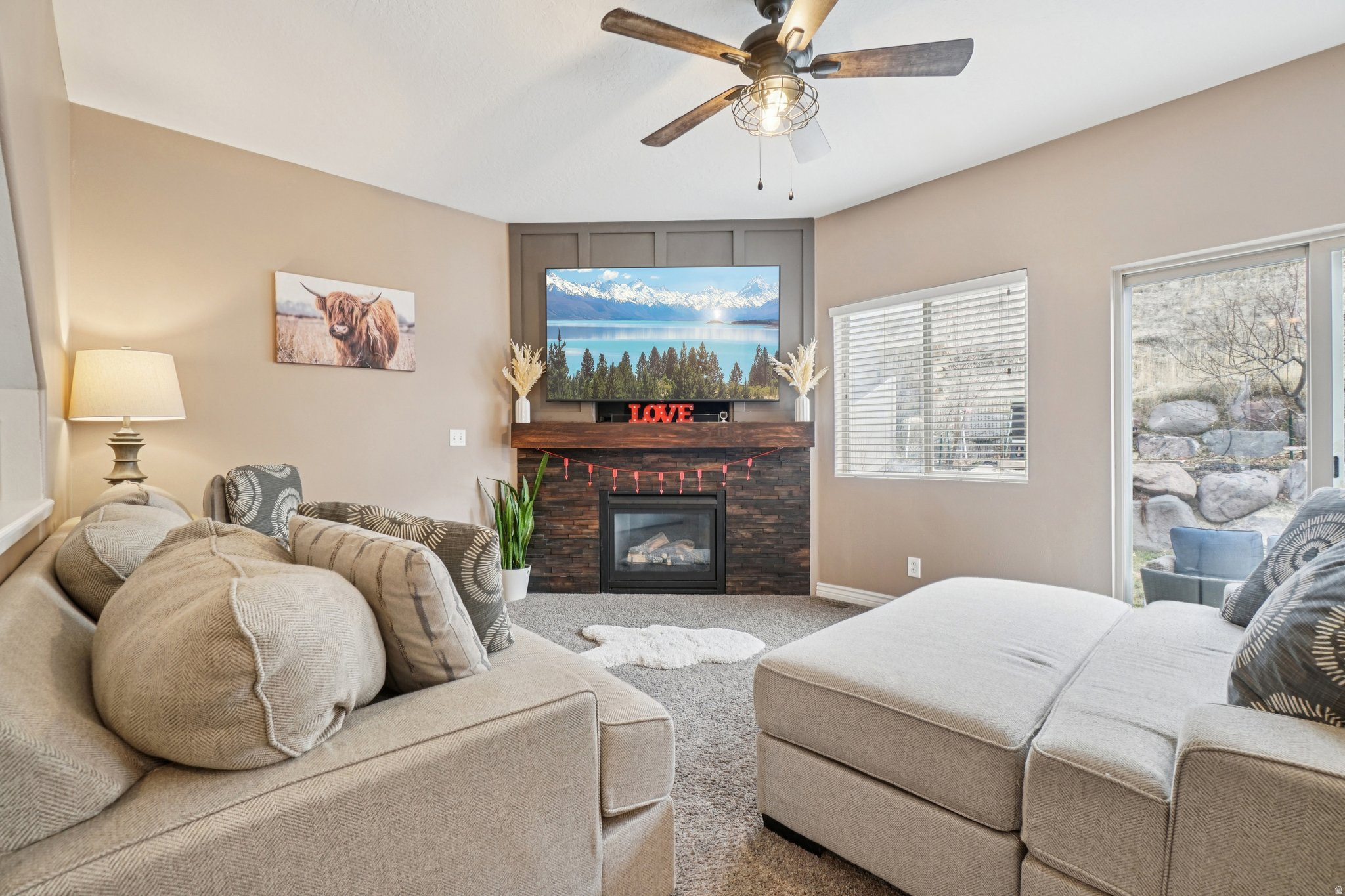 HUNTER CHASE - Residential
