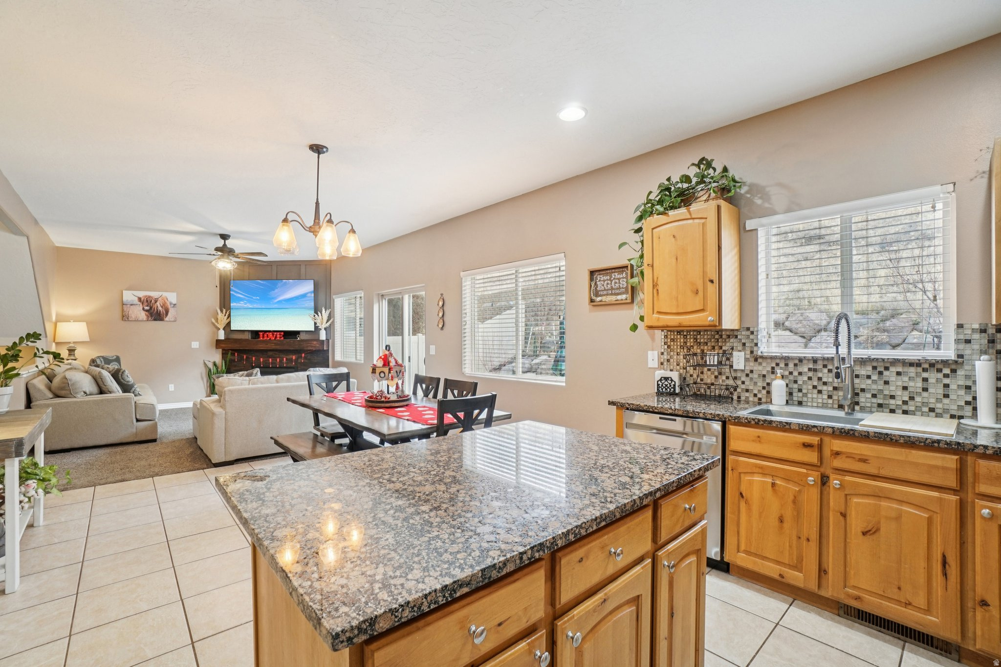 HUNTER CHASE - Residential