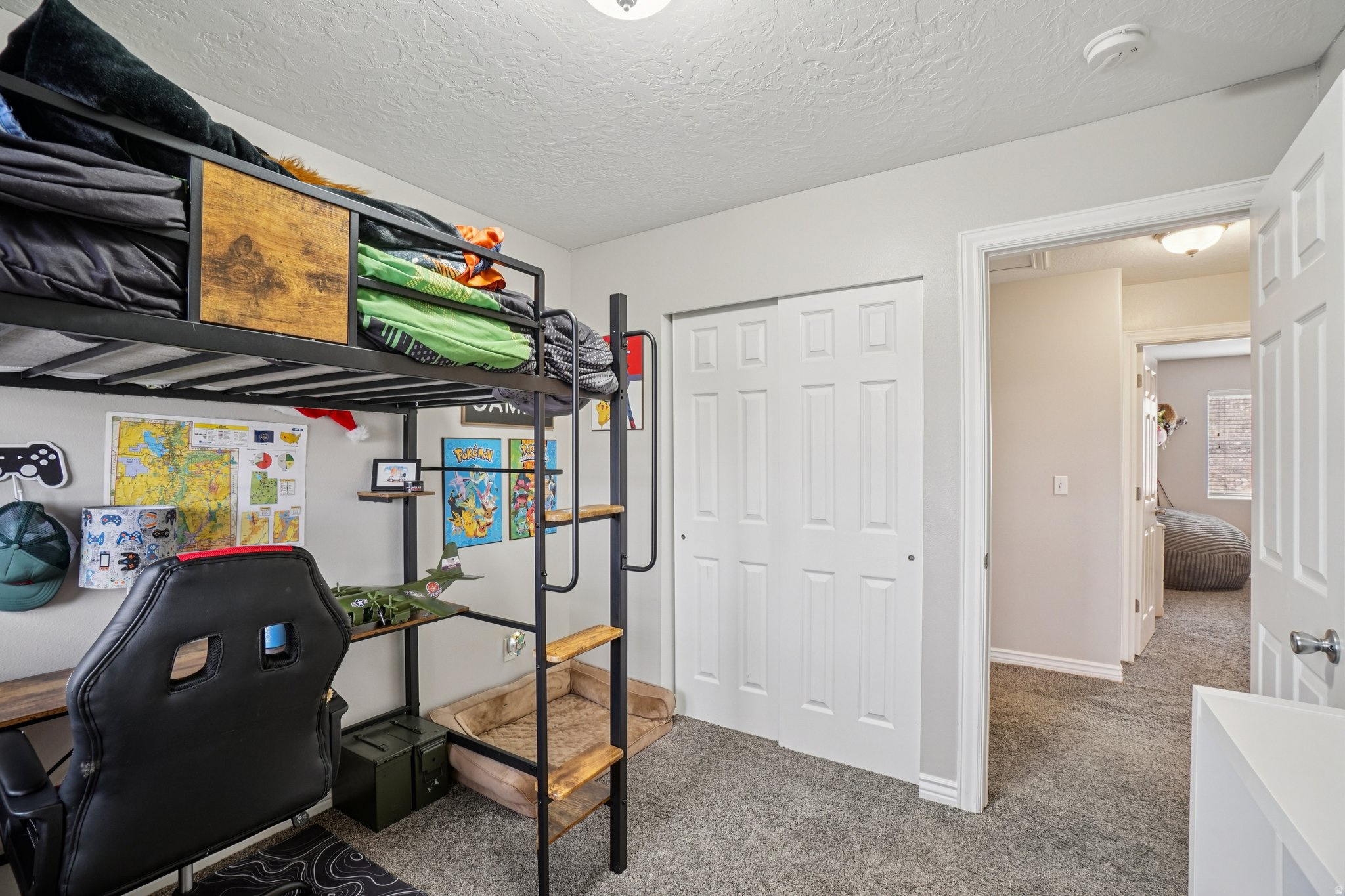 HUNTER CHASE - Residential