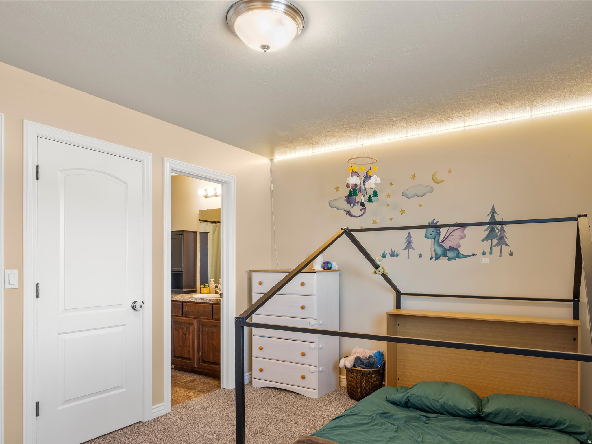 GREYHAWK - Residential