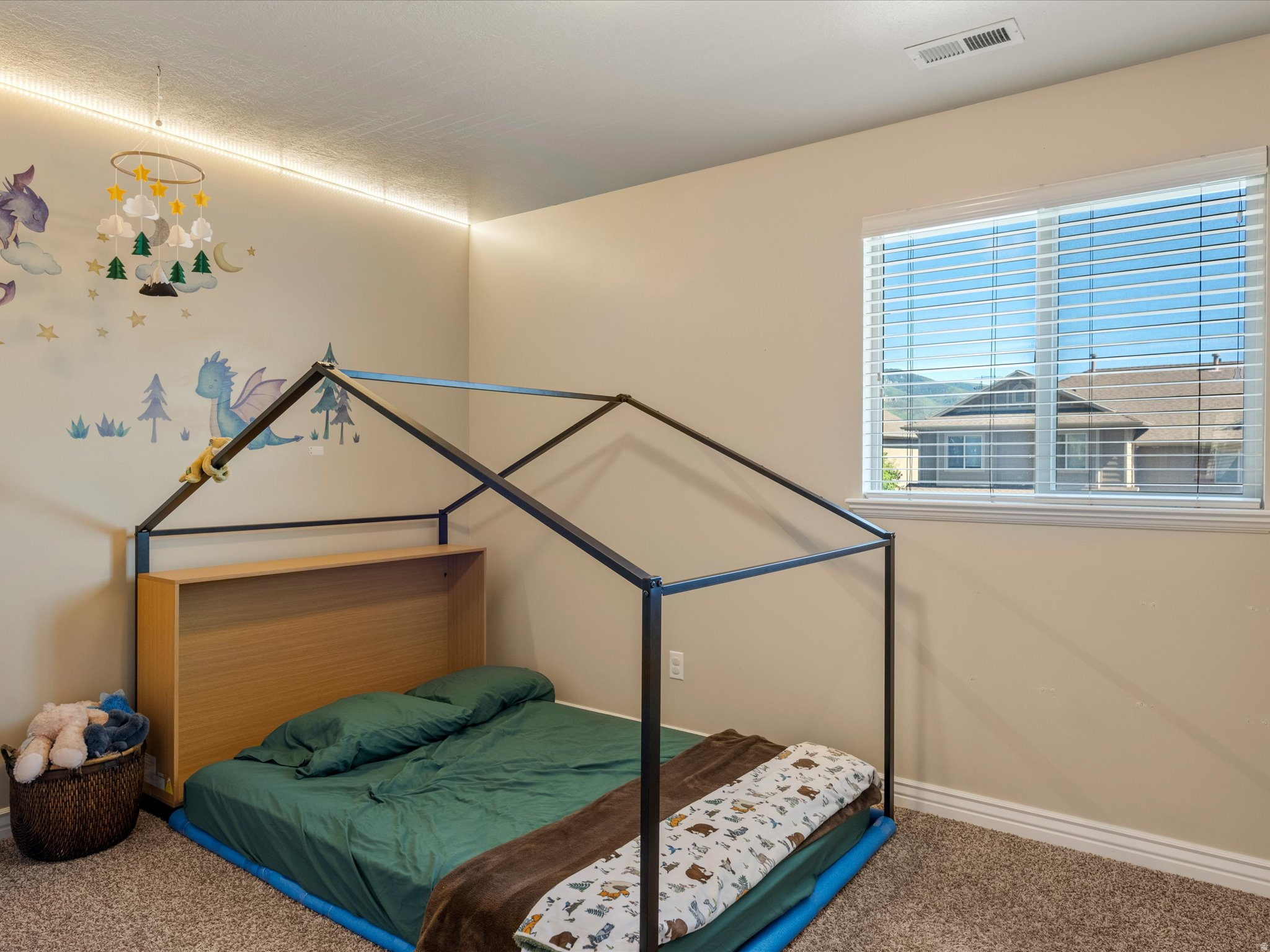 GREYHAWK - Residential