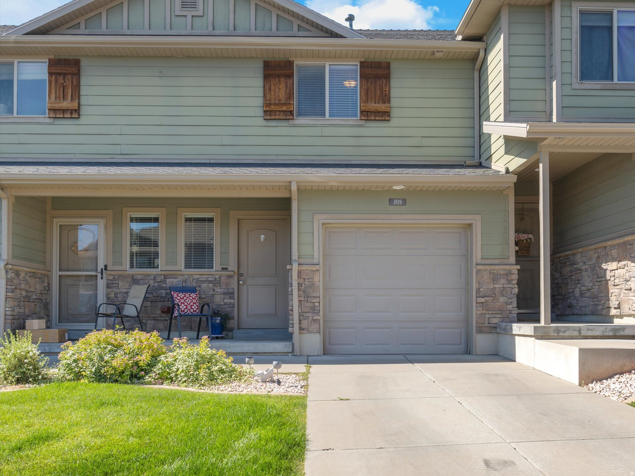 GREYHAWK - Residential