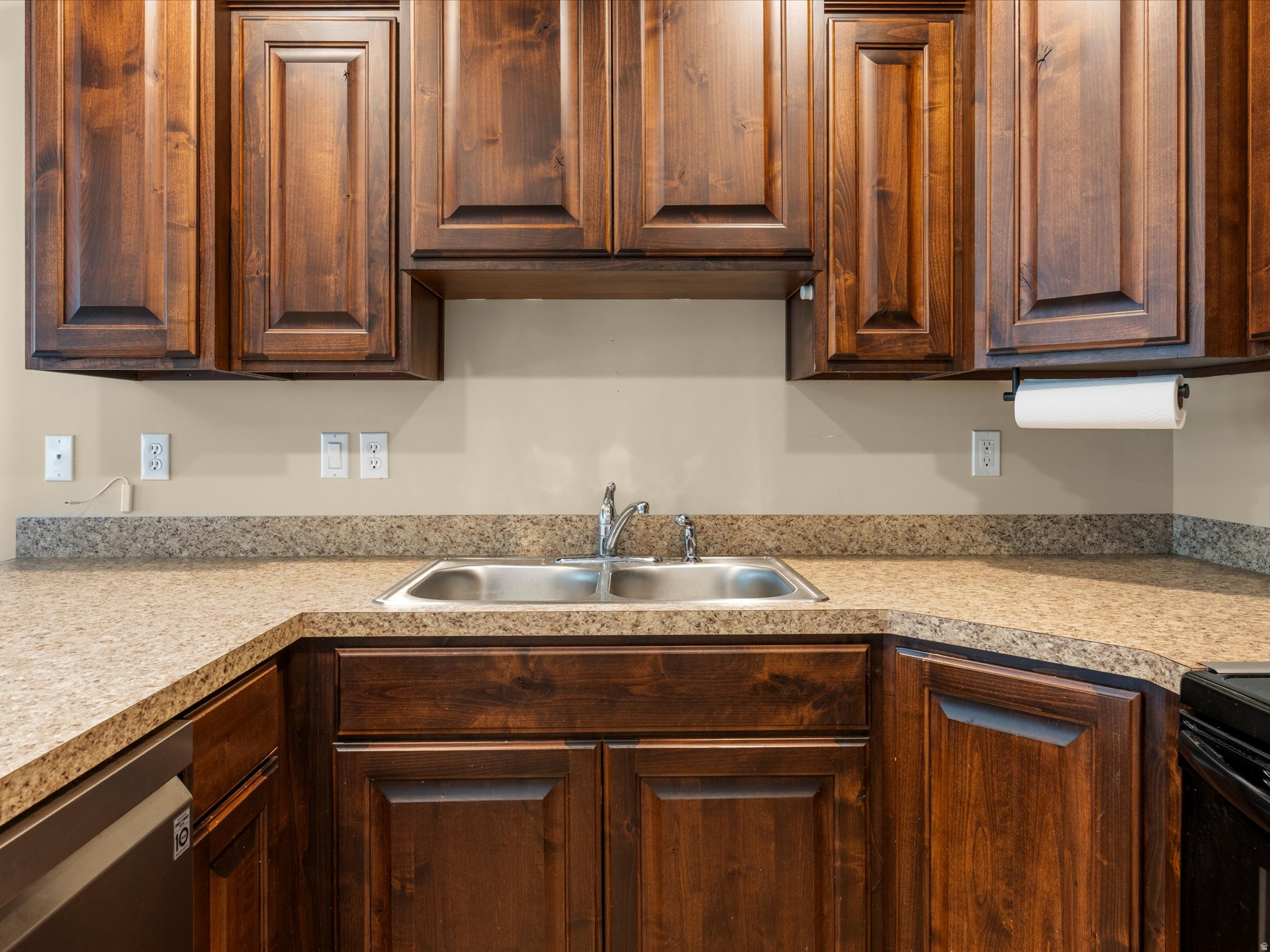 GREYHAWK - Residential