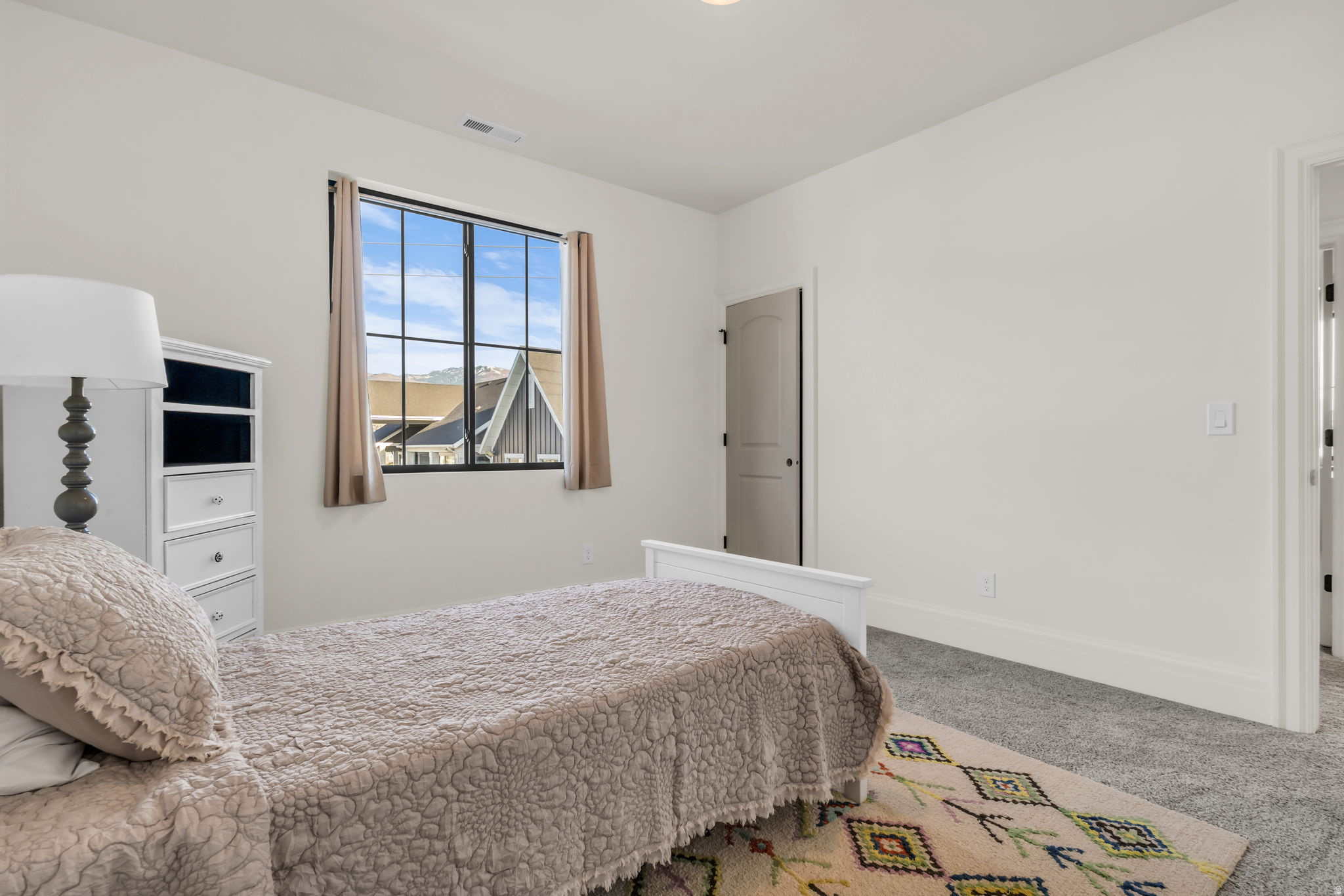 MOUNTAIN VIEW ESTATES - Residential