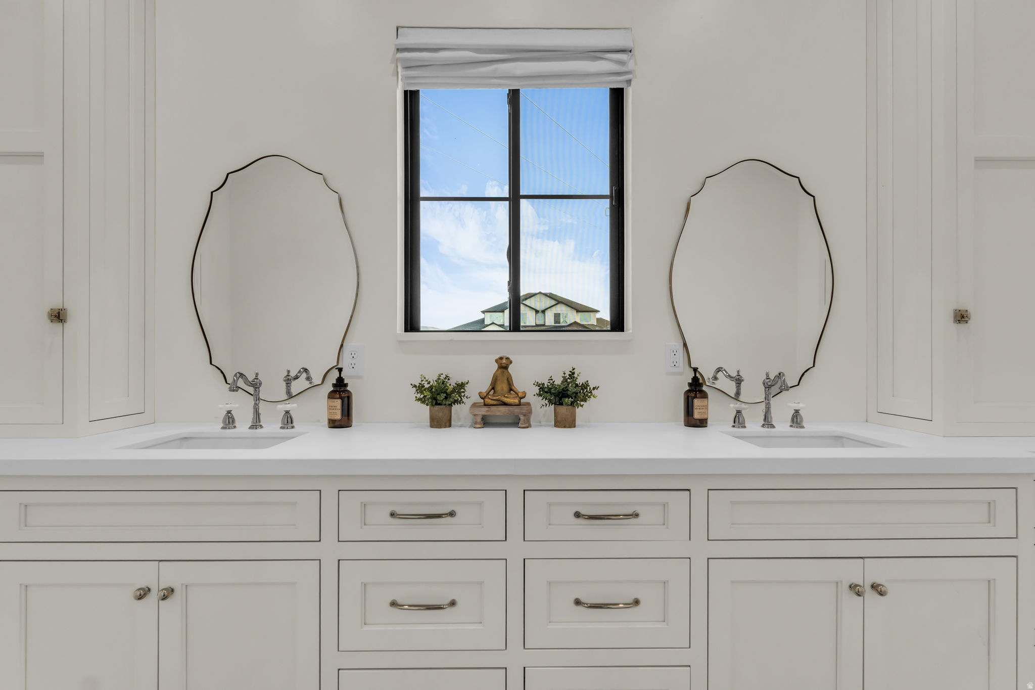 MOUNTAIN VIEW ESTATES - Residential