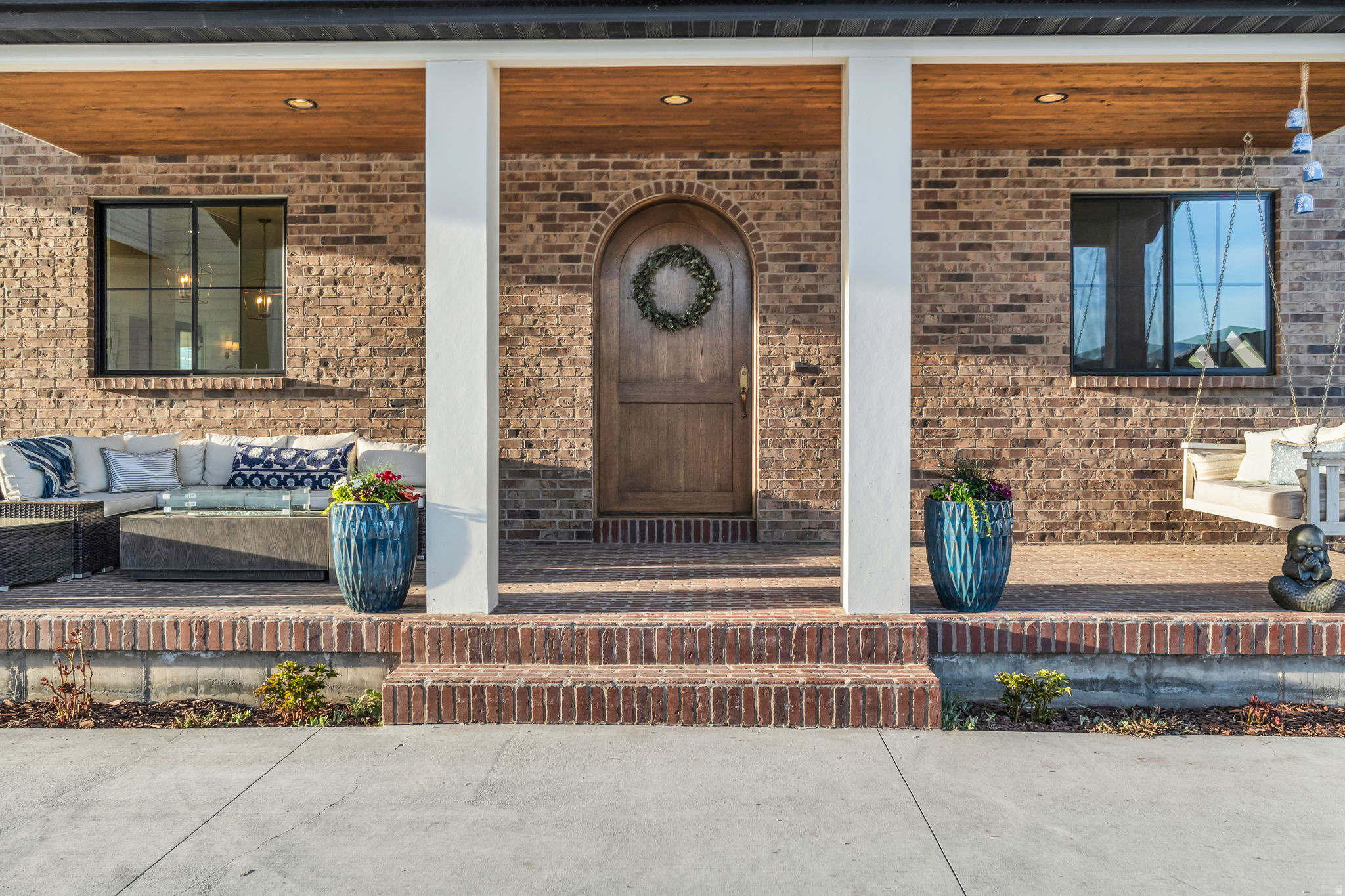 MOUNTAIN VIEW ESTATES - Residential