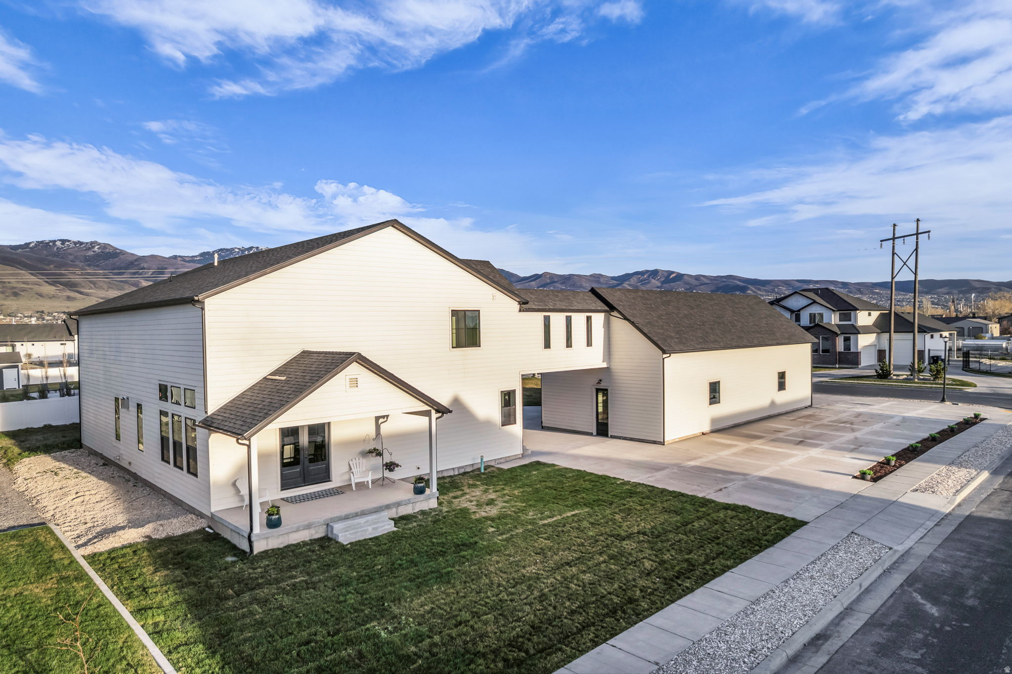 MOUNTAIN VIEW ESTATES - Residential