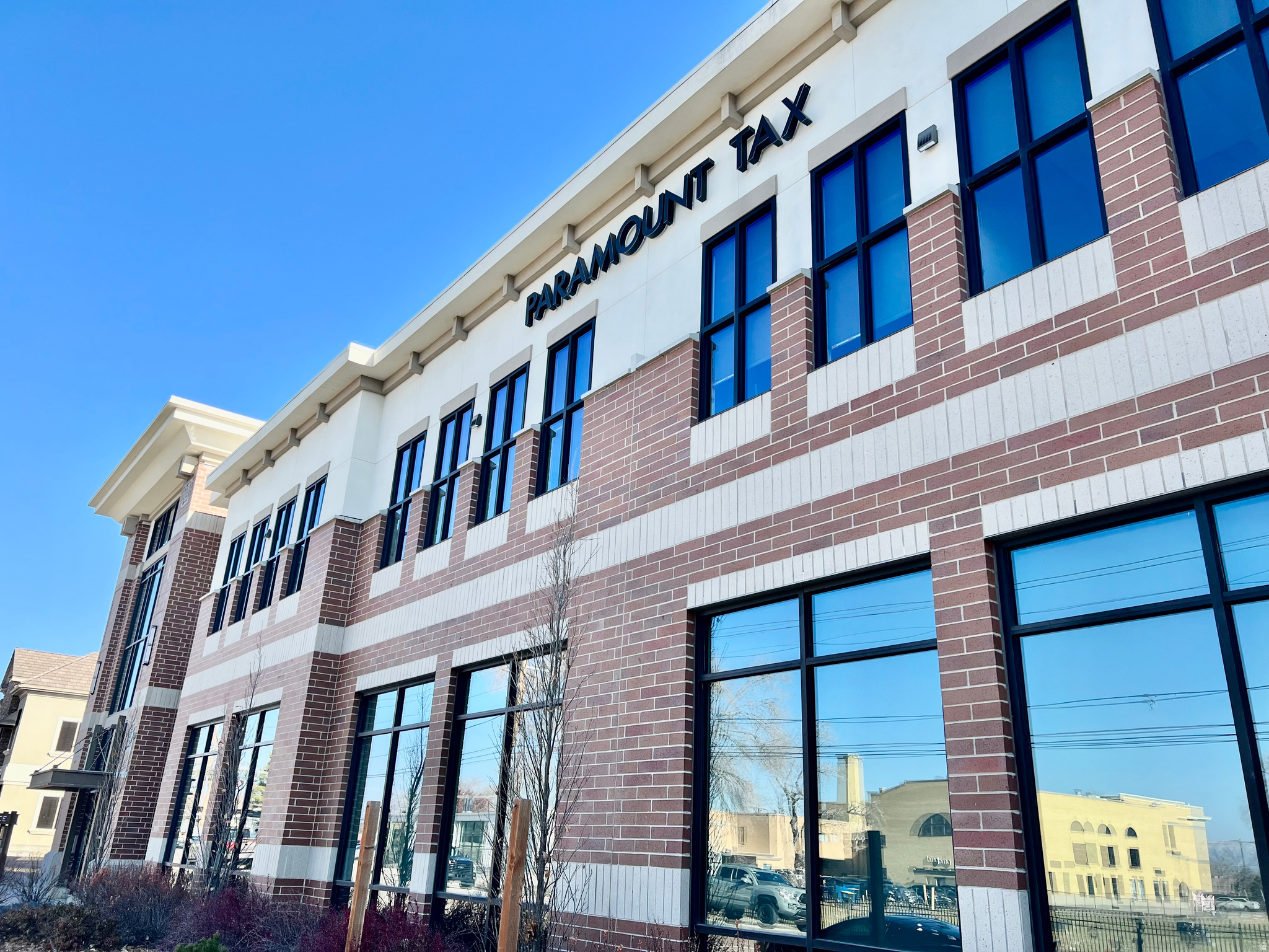 DRAPERVILLE - Commercial Lease