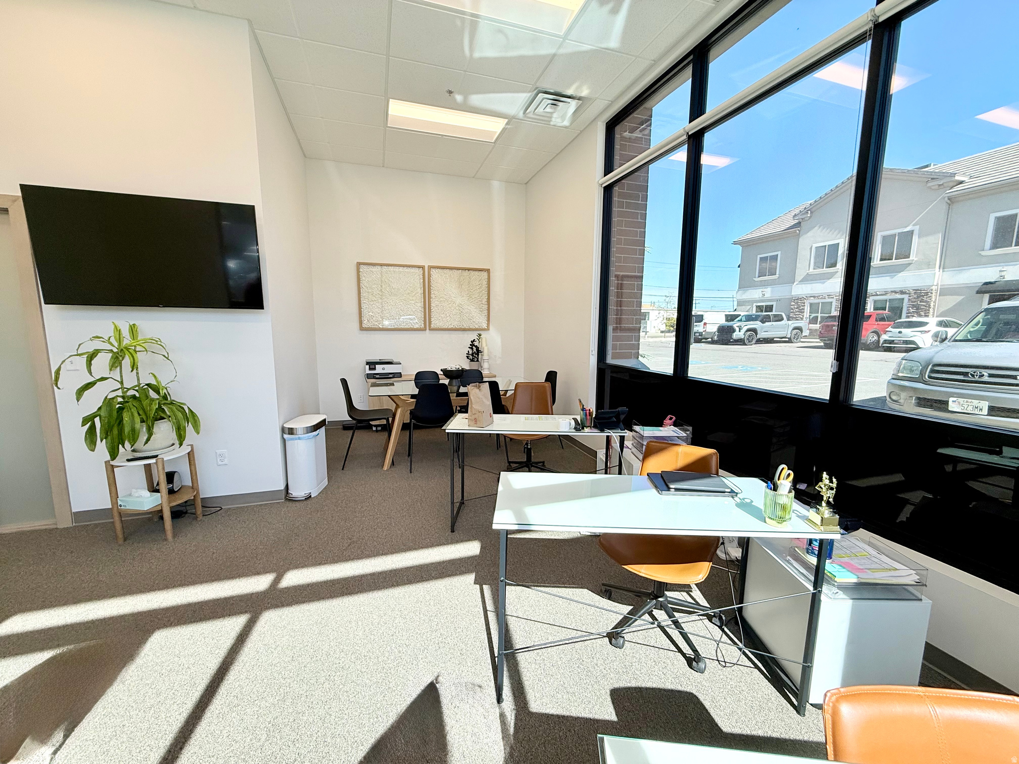 DRAPERVILLE - Commercial Lease