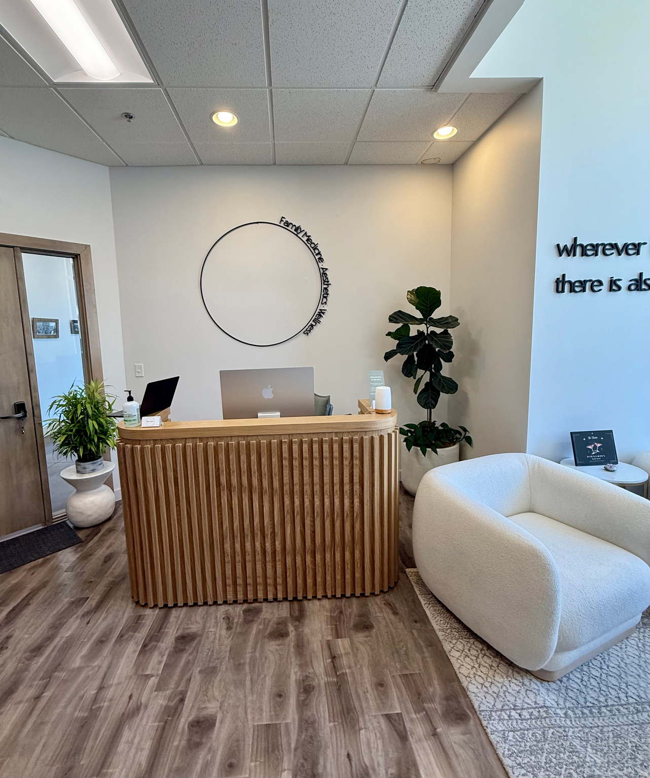 DRAPERVILLE - Commercial Lease