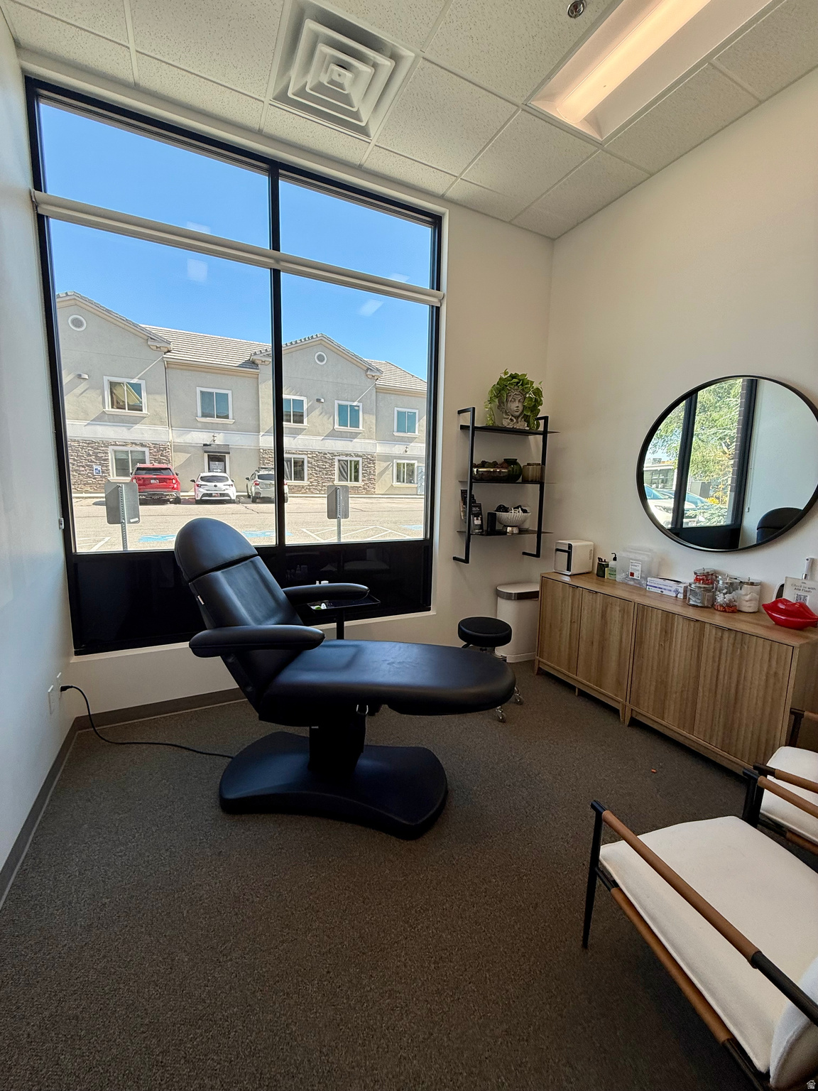 DRAPERVILLE - Commercial Lease