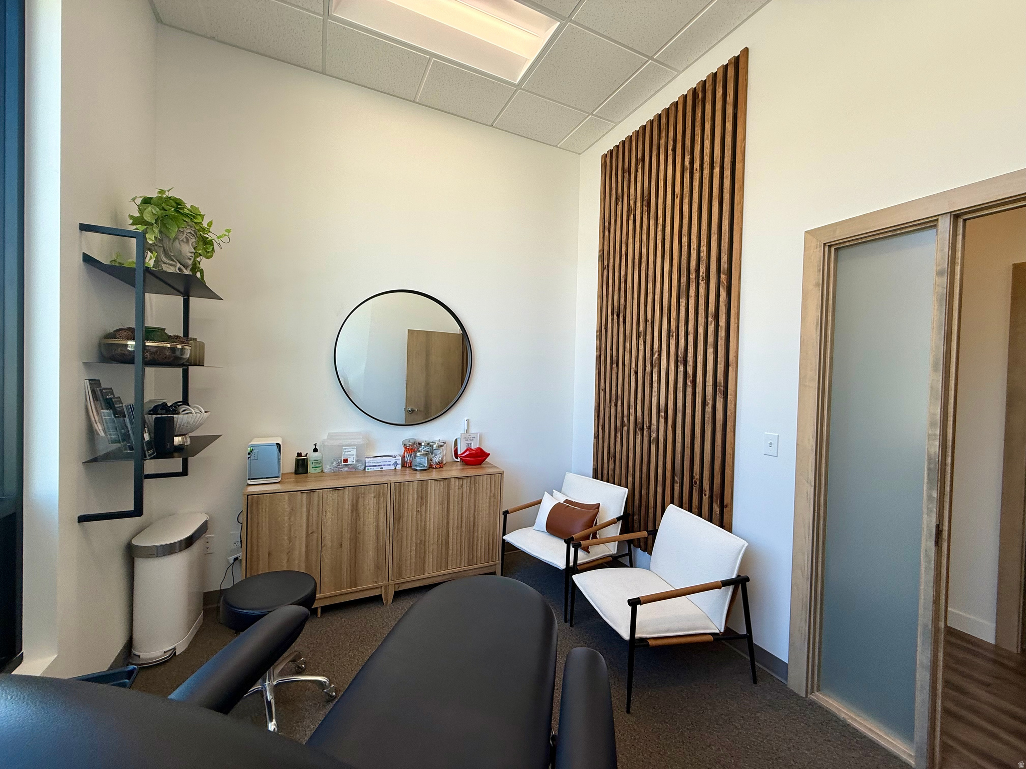 DRAPERVILLE - Commercial Lease