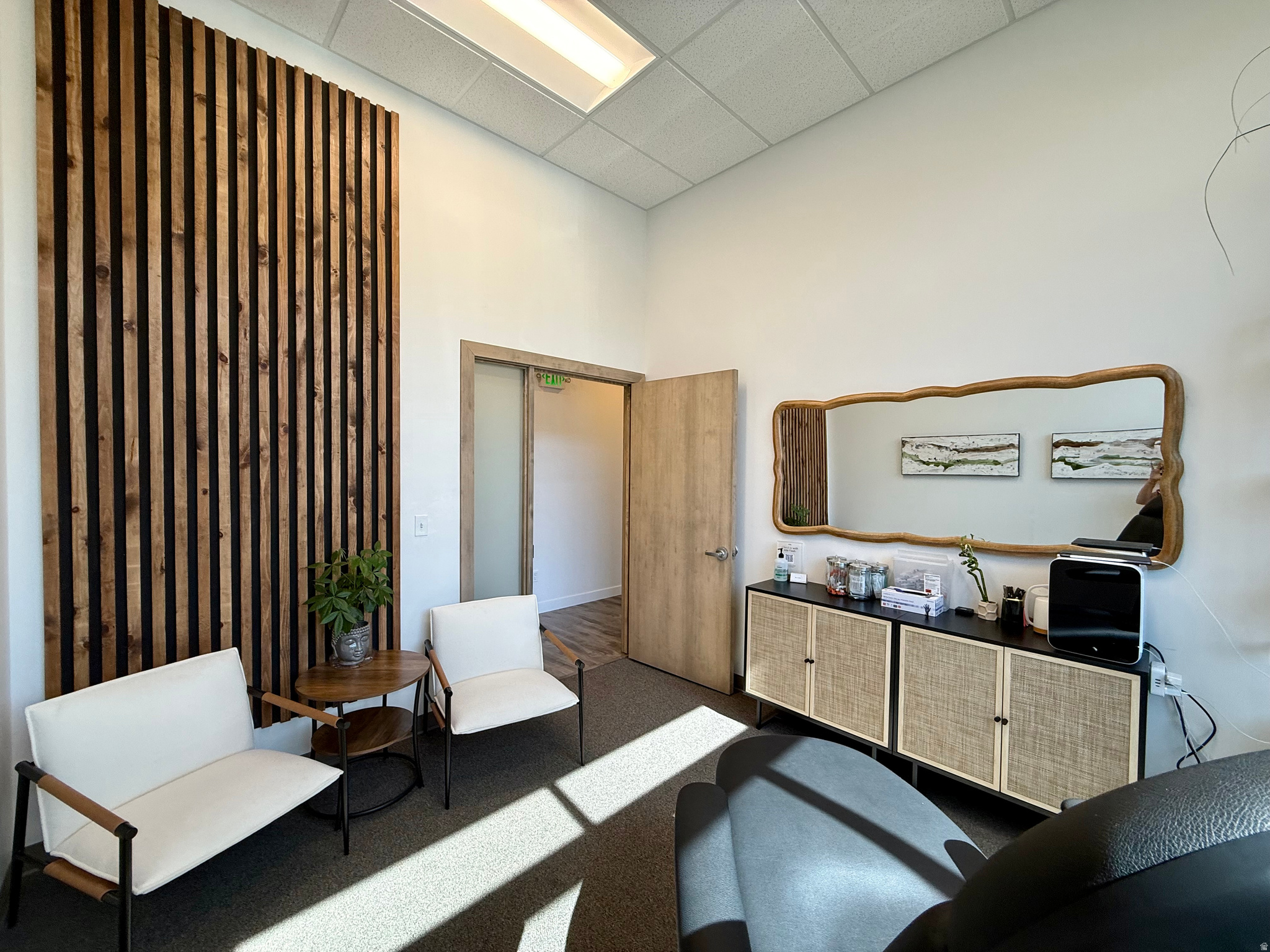 DRAPERVILLE - Commercial Lease