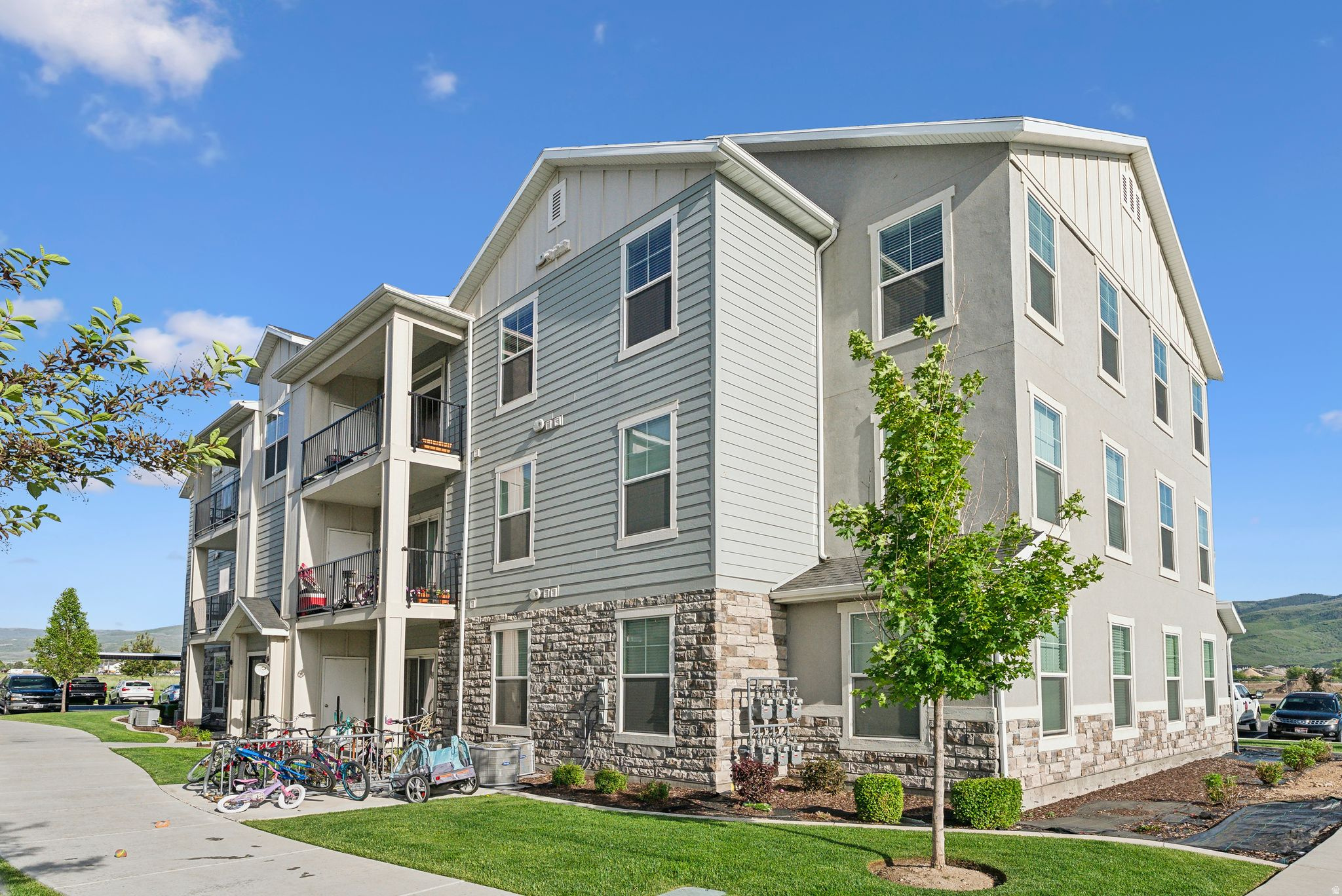 Enjoy great views from this top-floor condo in the Village on 12th community. Vaulted ceilings and updated finishes give the home a bright, open feel, with comfortable living space. Relax in a spacious primary bedroom offering both comfort and functionality.  Conveniently located within walking distance to Old Mill Elementary, Timpanogos Middle School, Wasatch High School, the public library, restaurants, and more. This well-cared-for condo is clean, move-in ready, and feels lightly lived in. Community amenities include a clubhouse, splash pad, park, walking paths, and volleyball courts. Just 43 minutes from Salt Lake City International Airport and about 15 minutes to Park City. Top-floor units don't come up often-schedule a showing today!  Buyer to verify all information.  Square footage figures are provided as a courtesy estimate only.  Buyer is advised to obtain an independent measurement.