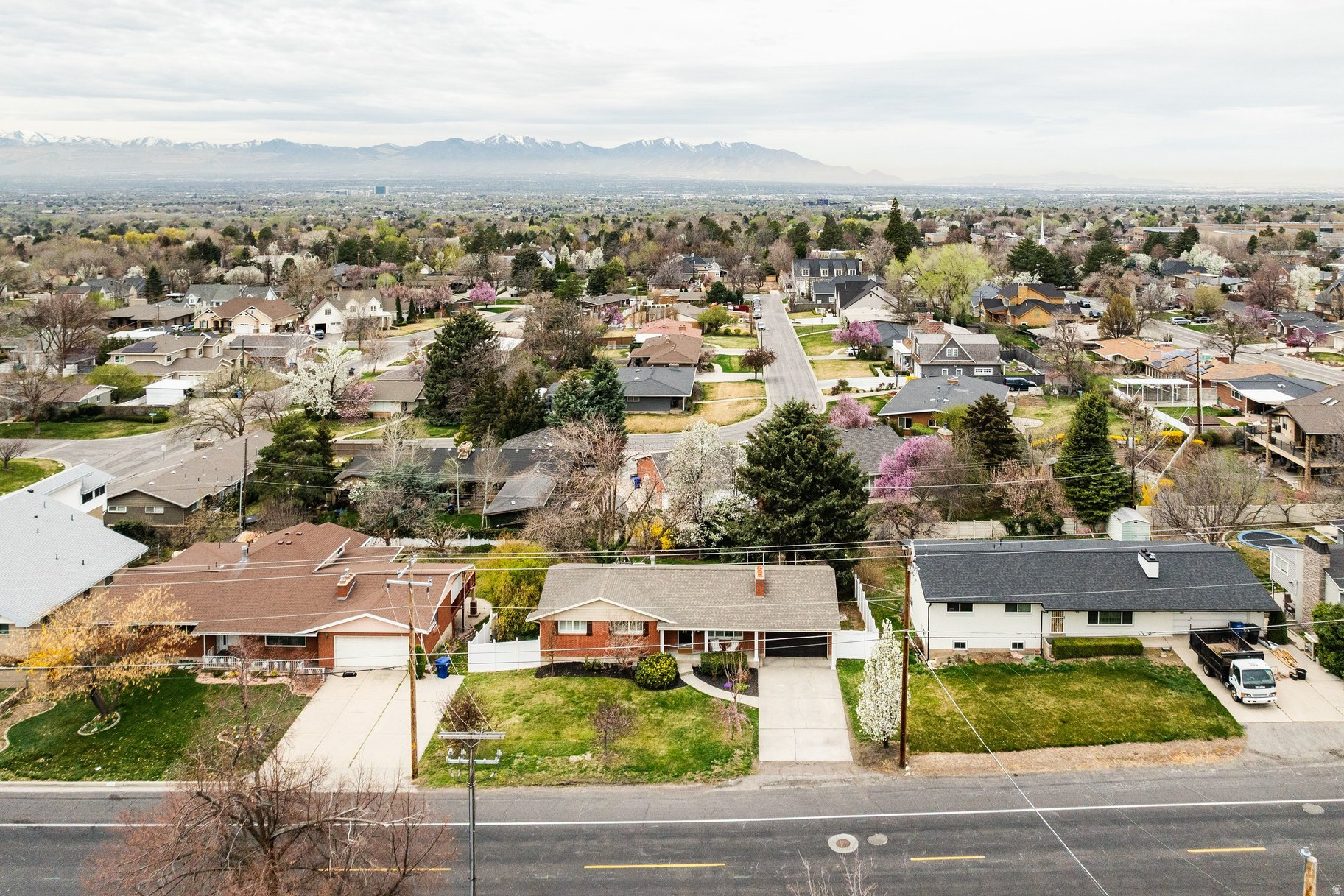 EAST OLYMPUS HEIGHTS - Residential