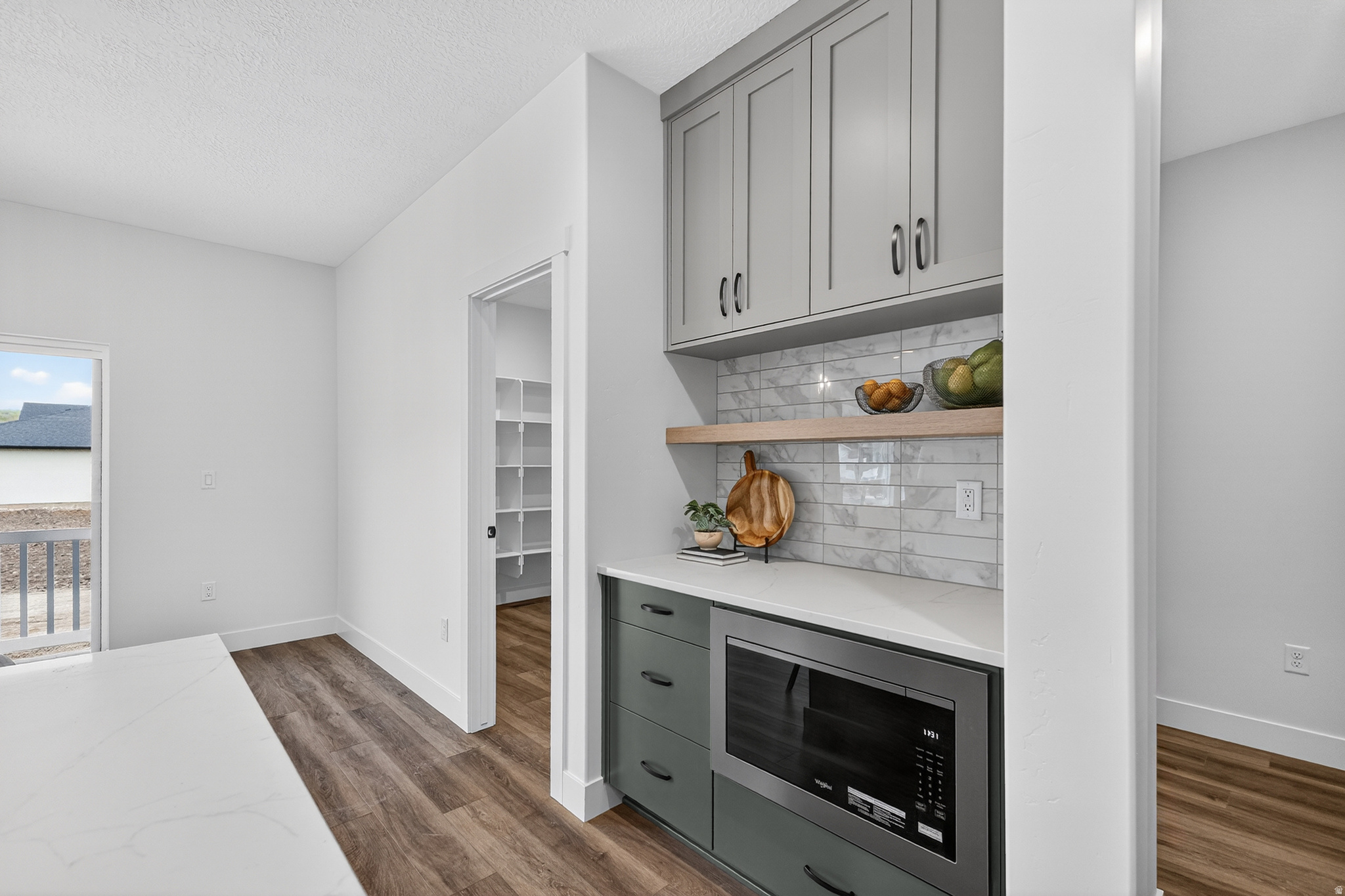 RIVERWOOD - Residential