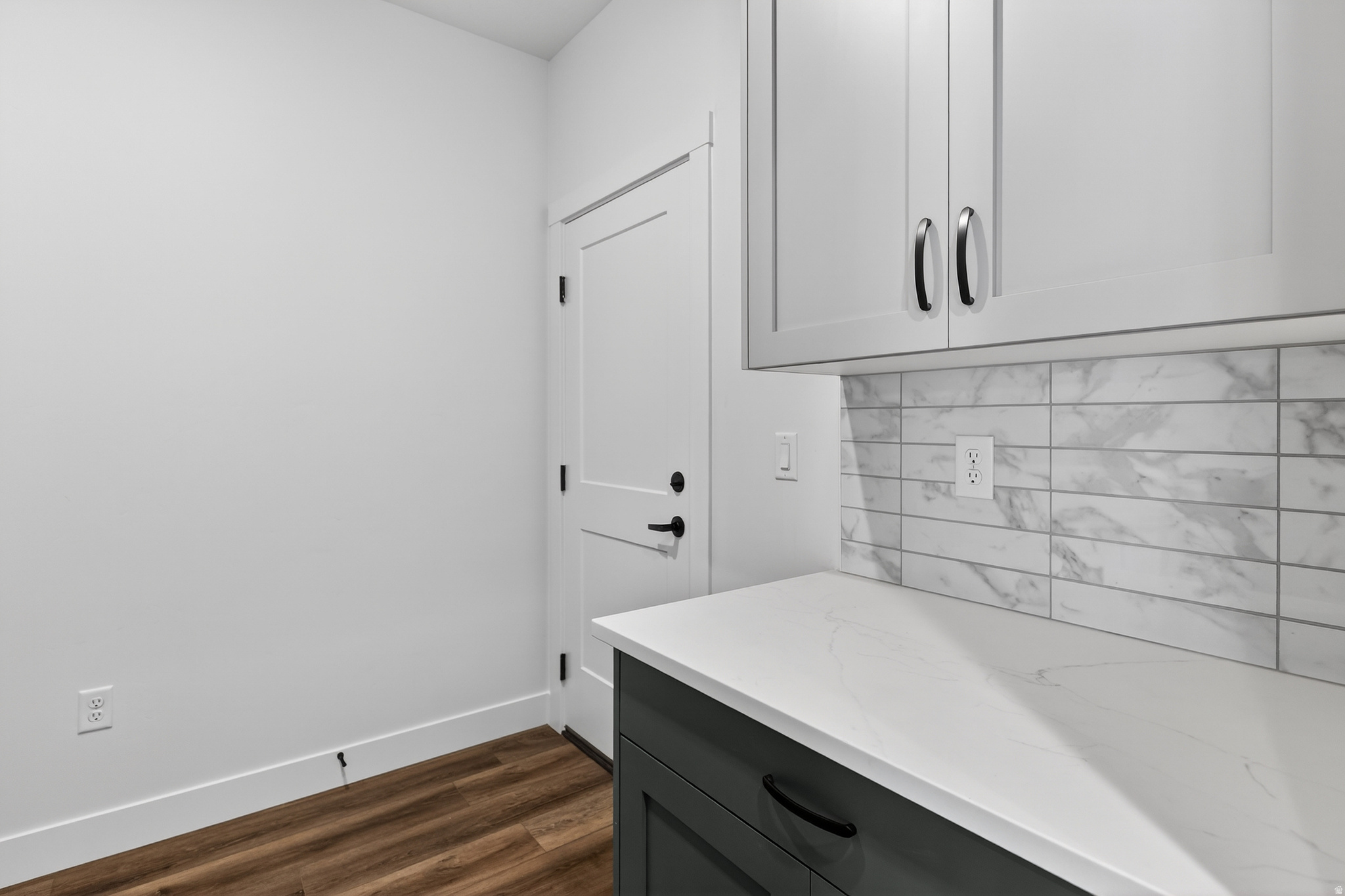 RIVERWOOD - Residential